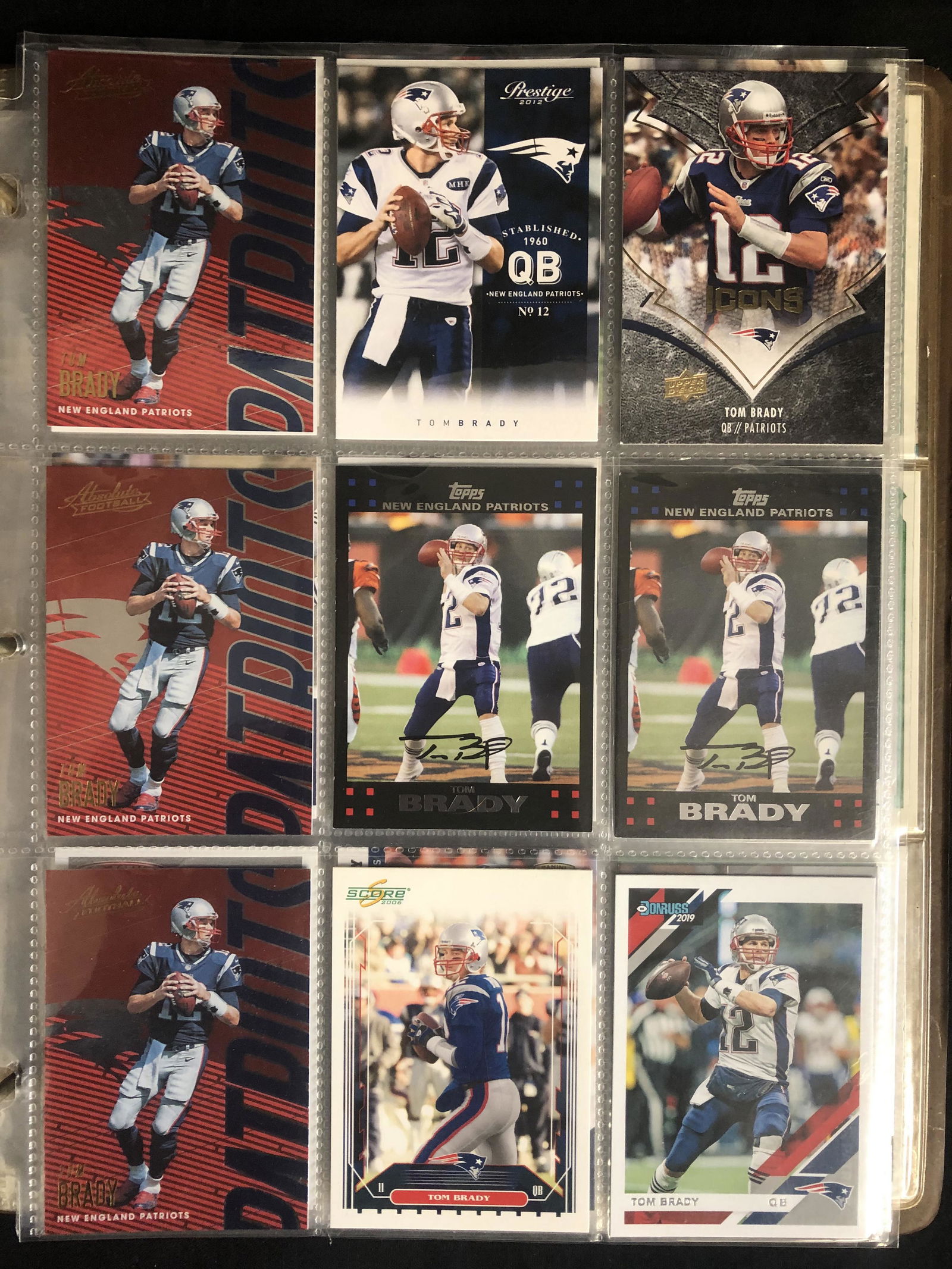 TOM BRADY FOOTBALL CARD LOT (1 of 1)