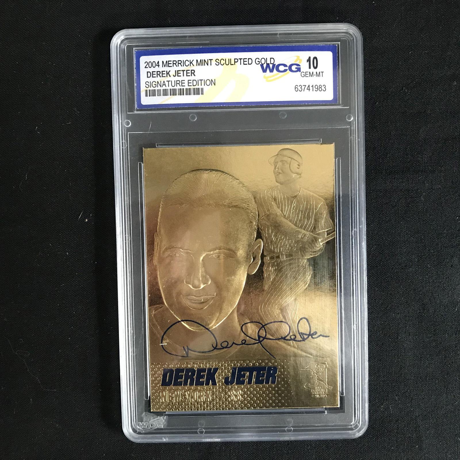 2004 MERRICK MINT SCULPTED GOLD DEREK JETER SIGNATURE (1 of 1)