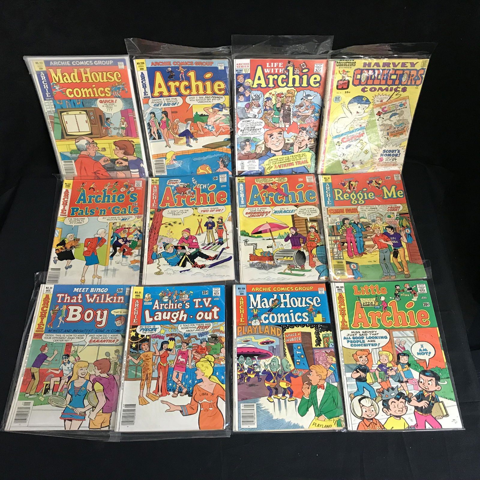 ARCHIE SERIES COMIC BOOK LOT (1 of 1)