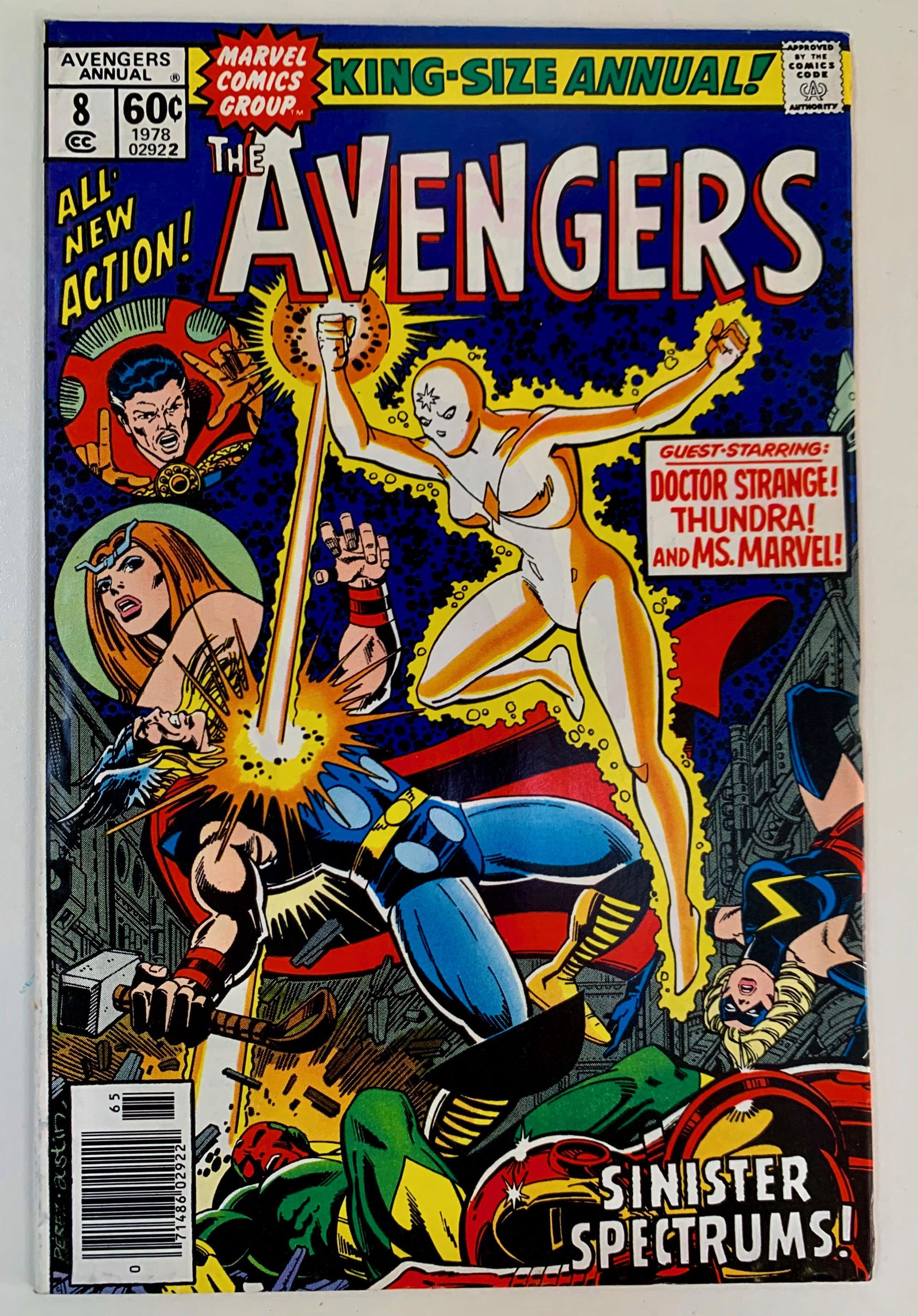 The Avengers #8 (MARVEL COMICS) 1978 KING SIZE ANNUAL (1 of 1)