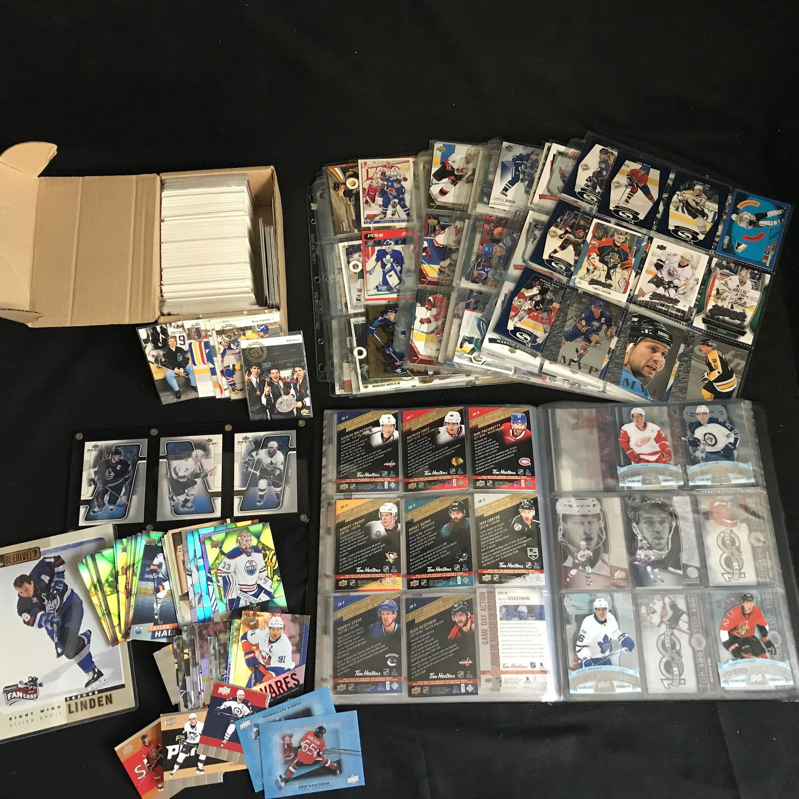 ASSORTED HOCKEY TRADING CARDS LOT (1 of 3)