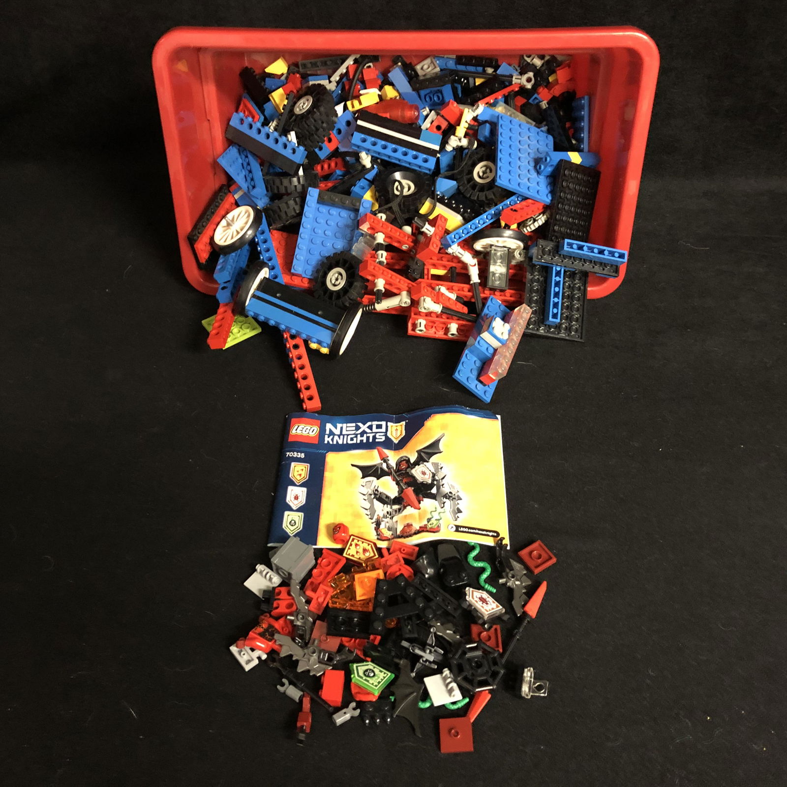 LOOSE LEGO LOT: LOOSE LEGO LOT