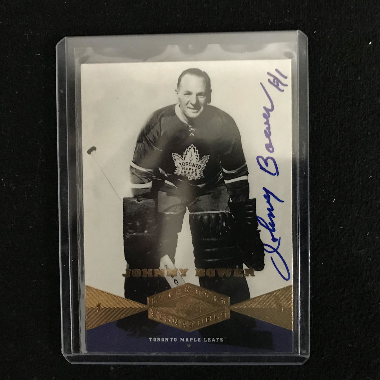 JOHNNY BOWER SIGNED HOCKEY CARD (1 of 1)