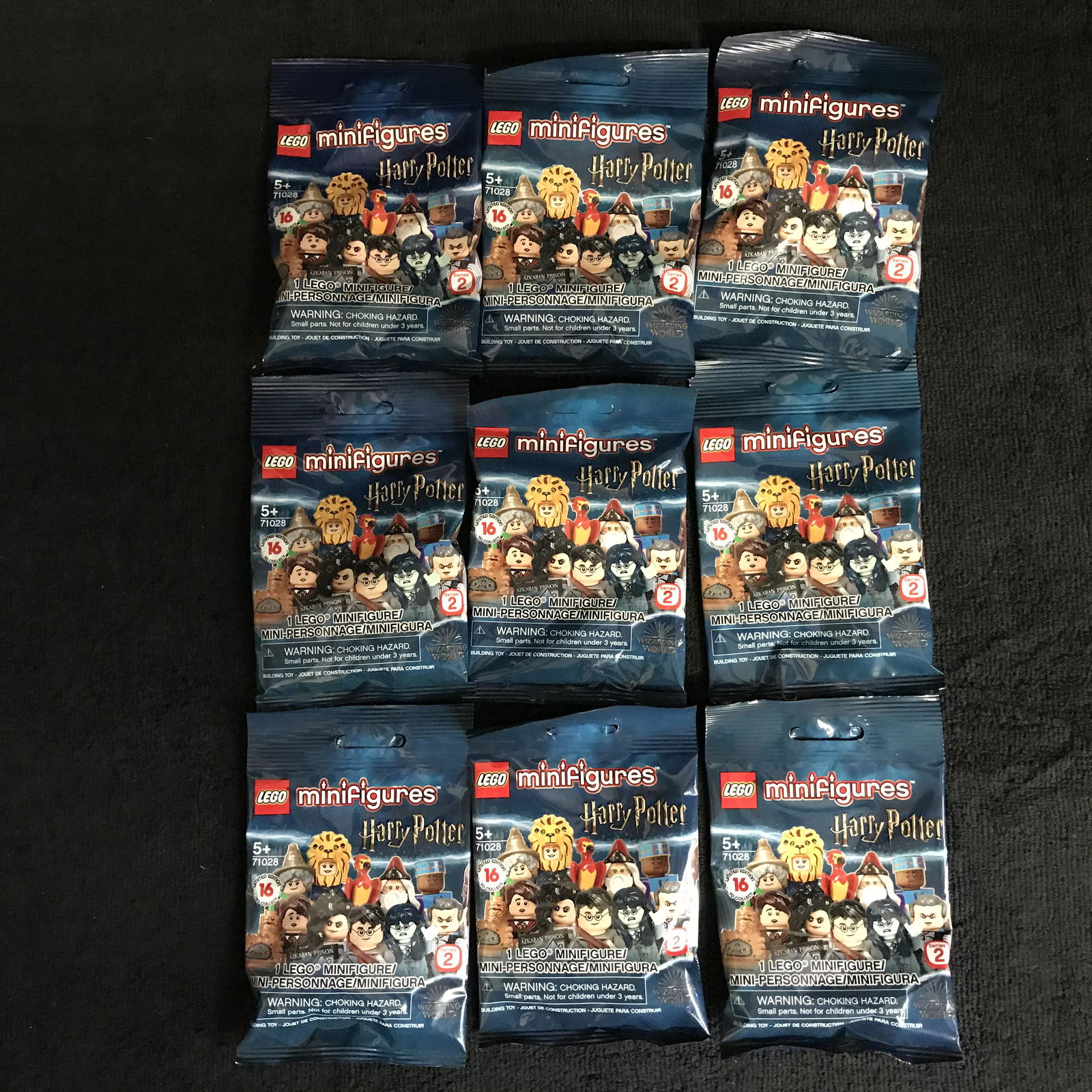 LEGO MINIFIGURES LOT (71028): LEGO MINIFIGURES LOT (71028)