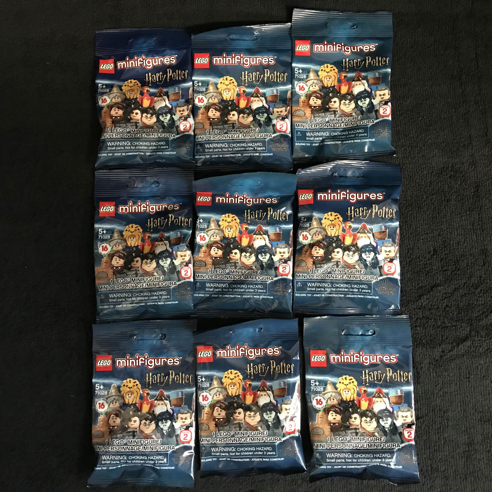 LEGO MINIFIGURES LOT (71028): LEGO MINIFIGURES LOT (71028)
