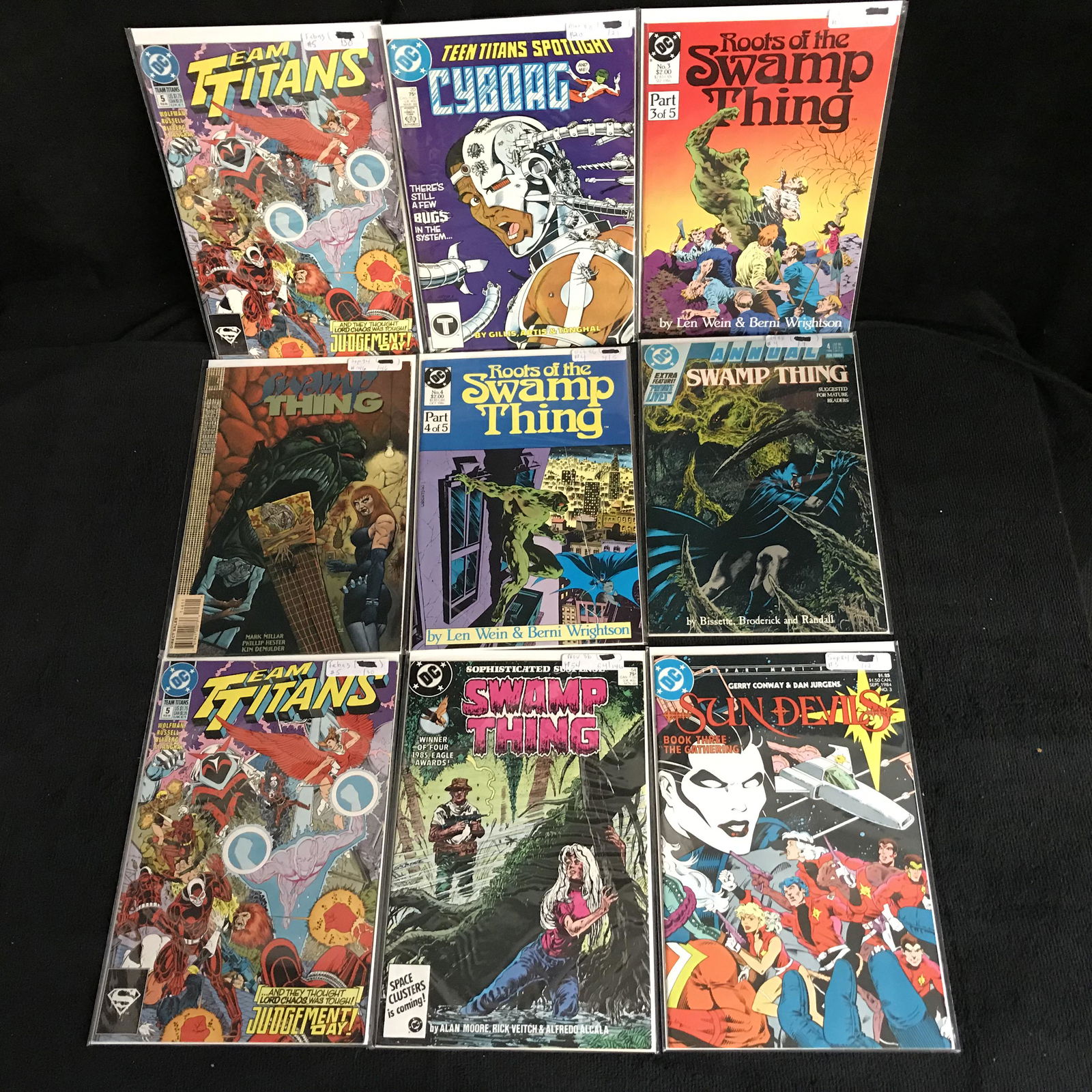 ASSORTED DC COMICS BOOK LOT (1 of 1)