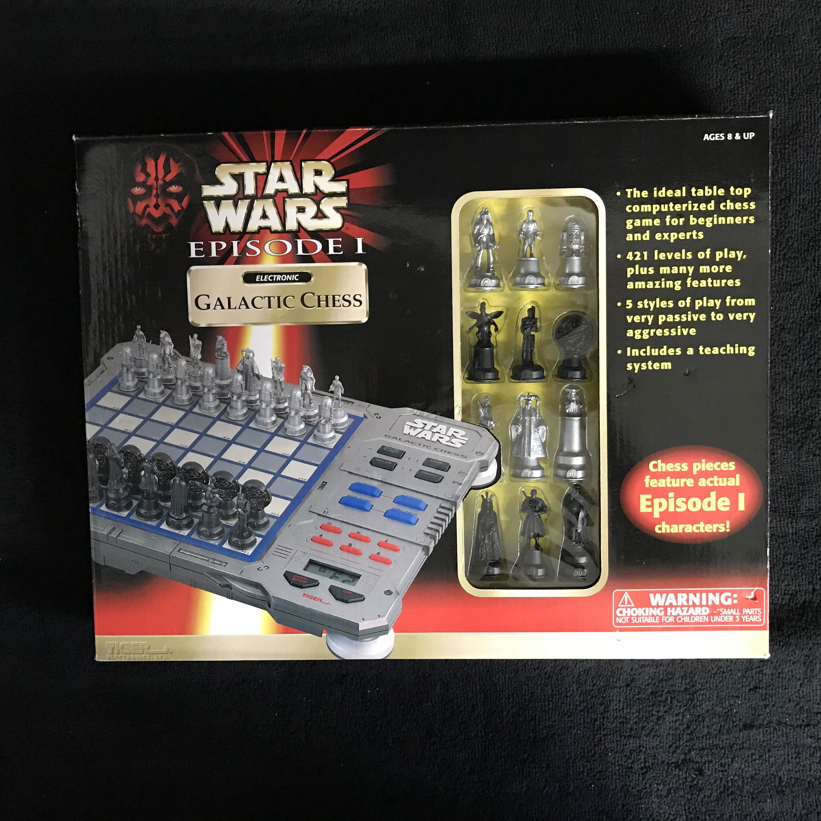 STAR WARS EPISODE 1 ELECTRONIC CHESS SET (1 of 2)