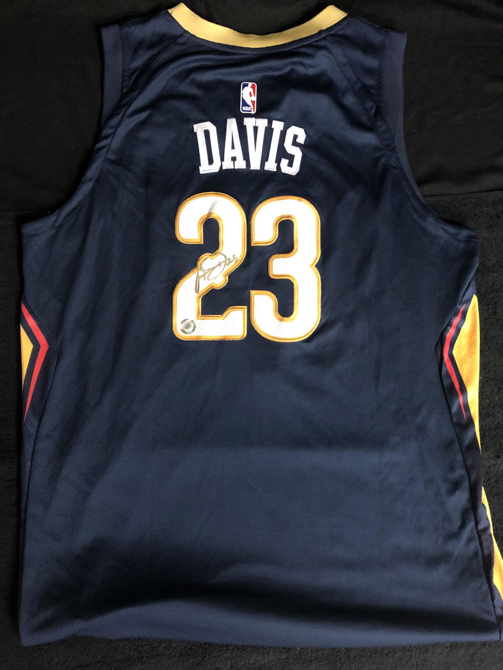 ANTHONY DAVIS SIGNED PELICANS JERSEY (ORIGINAL (1 of 3)