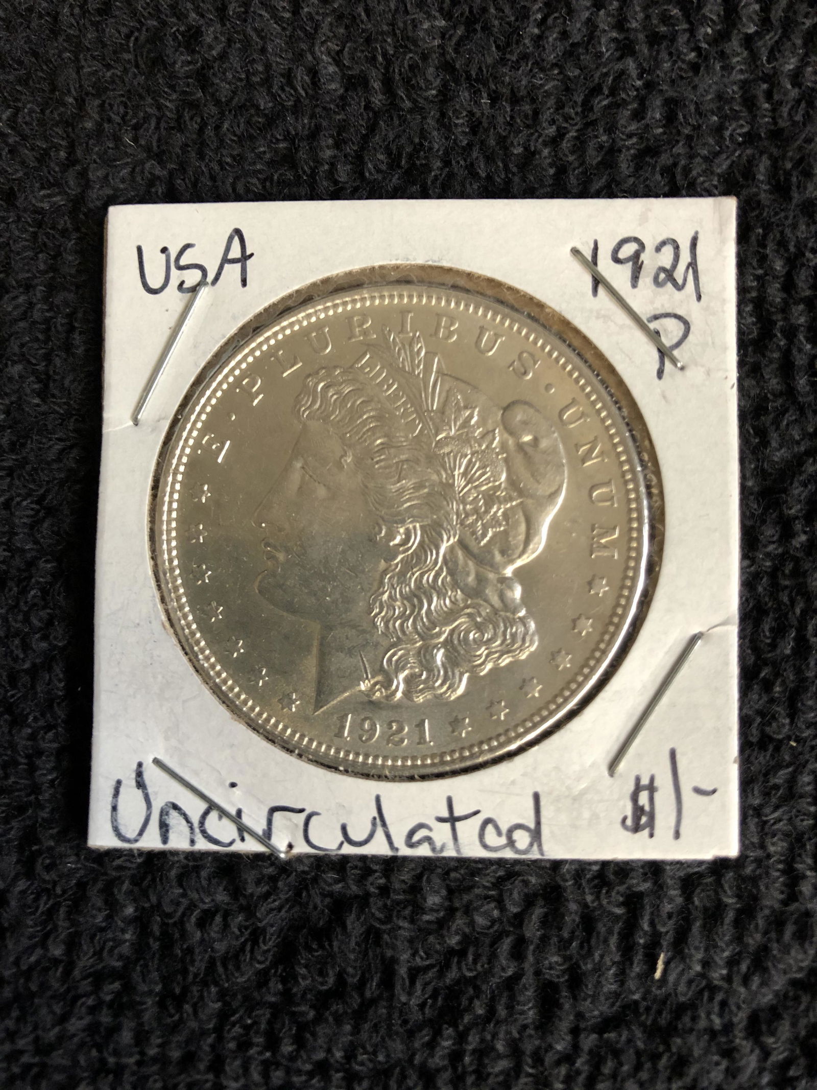 1921 USA MORGAN SILVER DOLLAR (PHILADELPHIA MINTED) (1 of 2)
