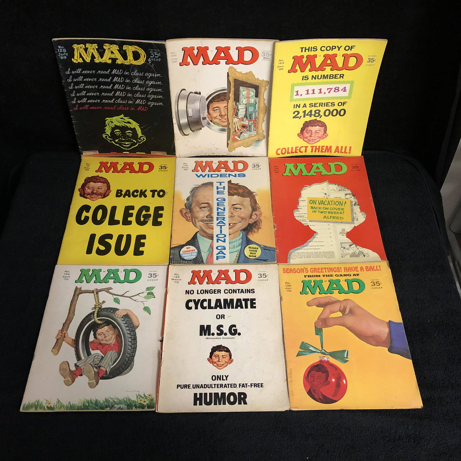MAD MAGAZINE LOT: MAD MAGAZINE LOT