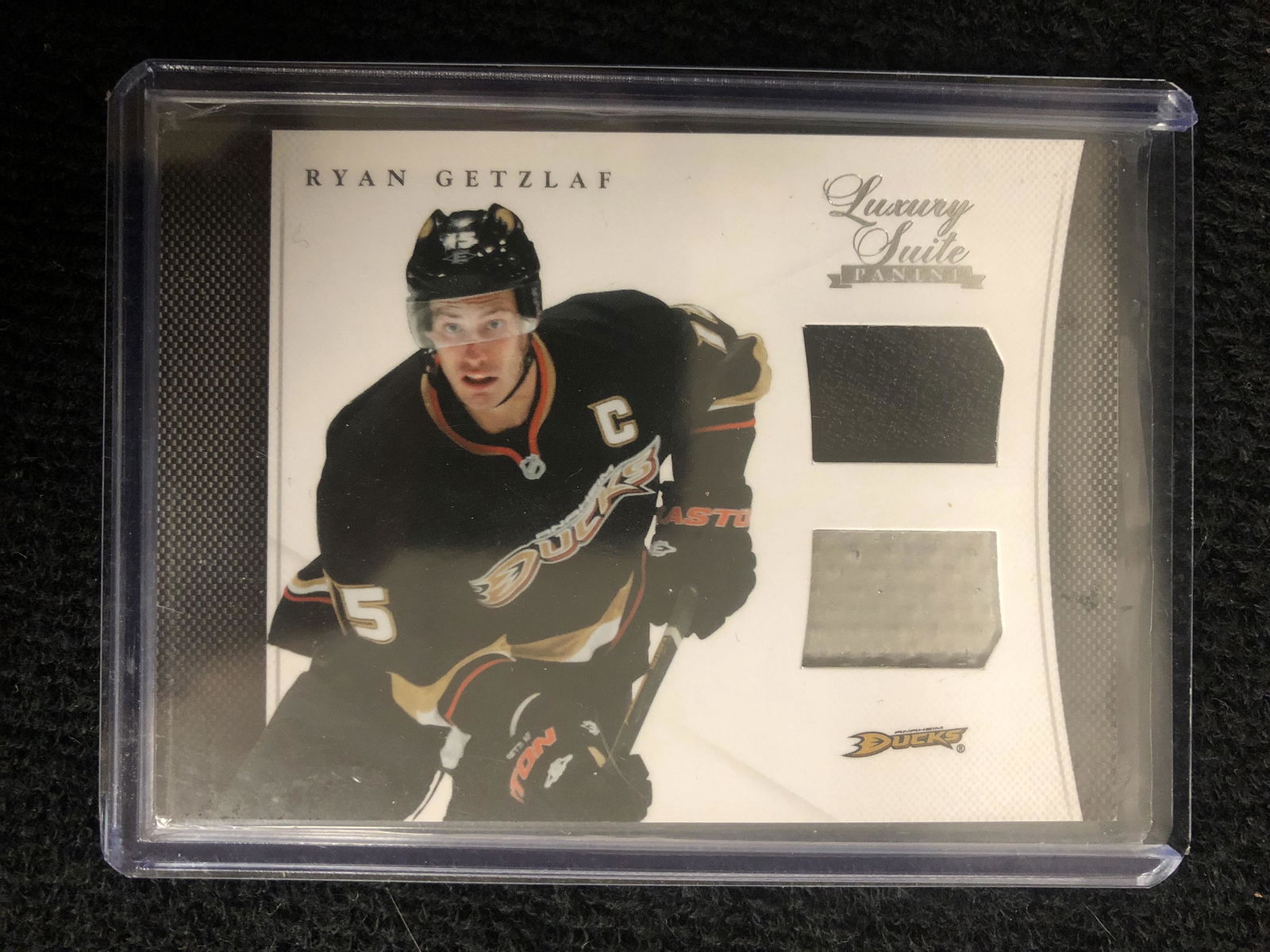 2012 PANINI LUXURY SUITE RYAN GETZLAF DUAL PATCH (1 of 2)