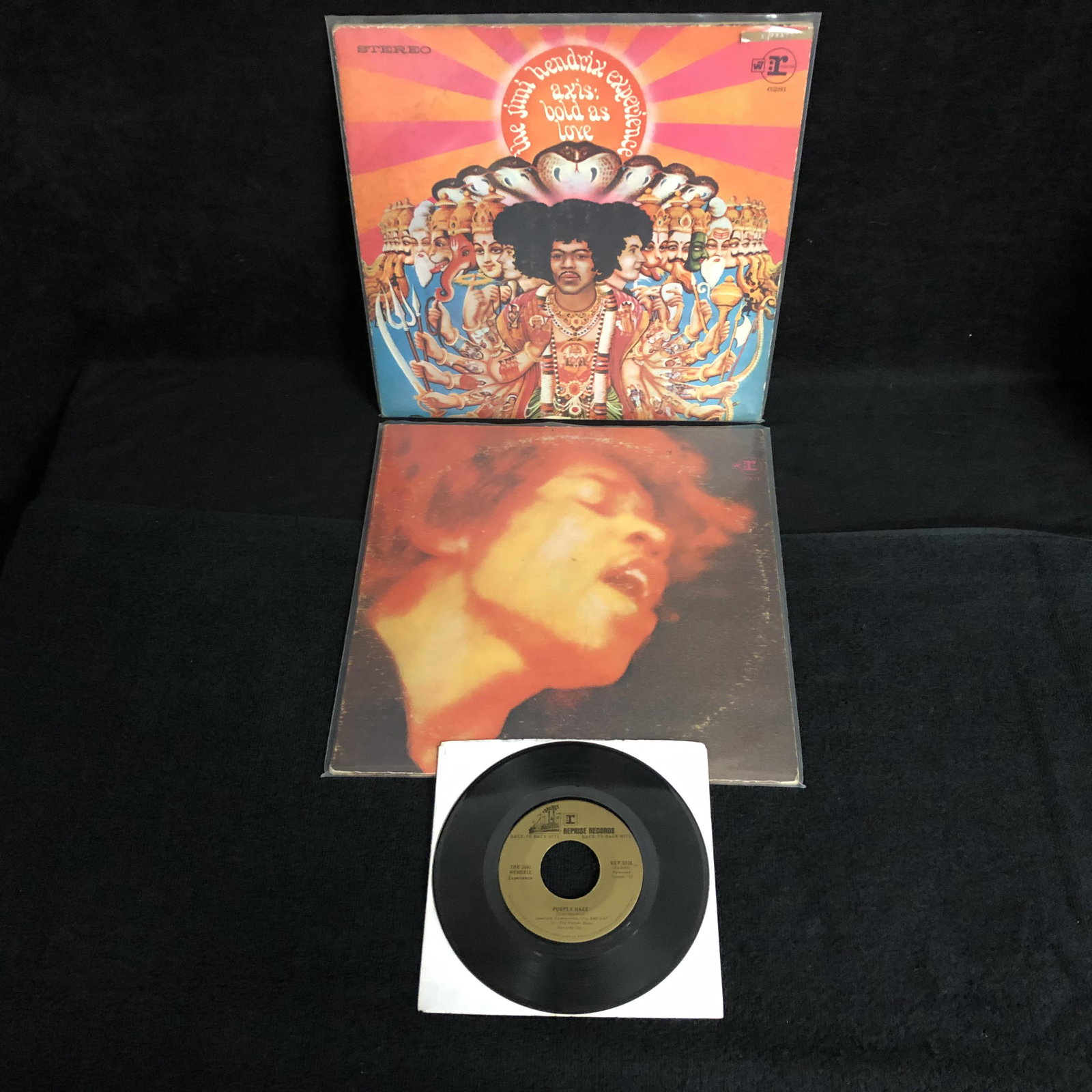 JIMI HENDRIX VINYL LOT (1 of 2)