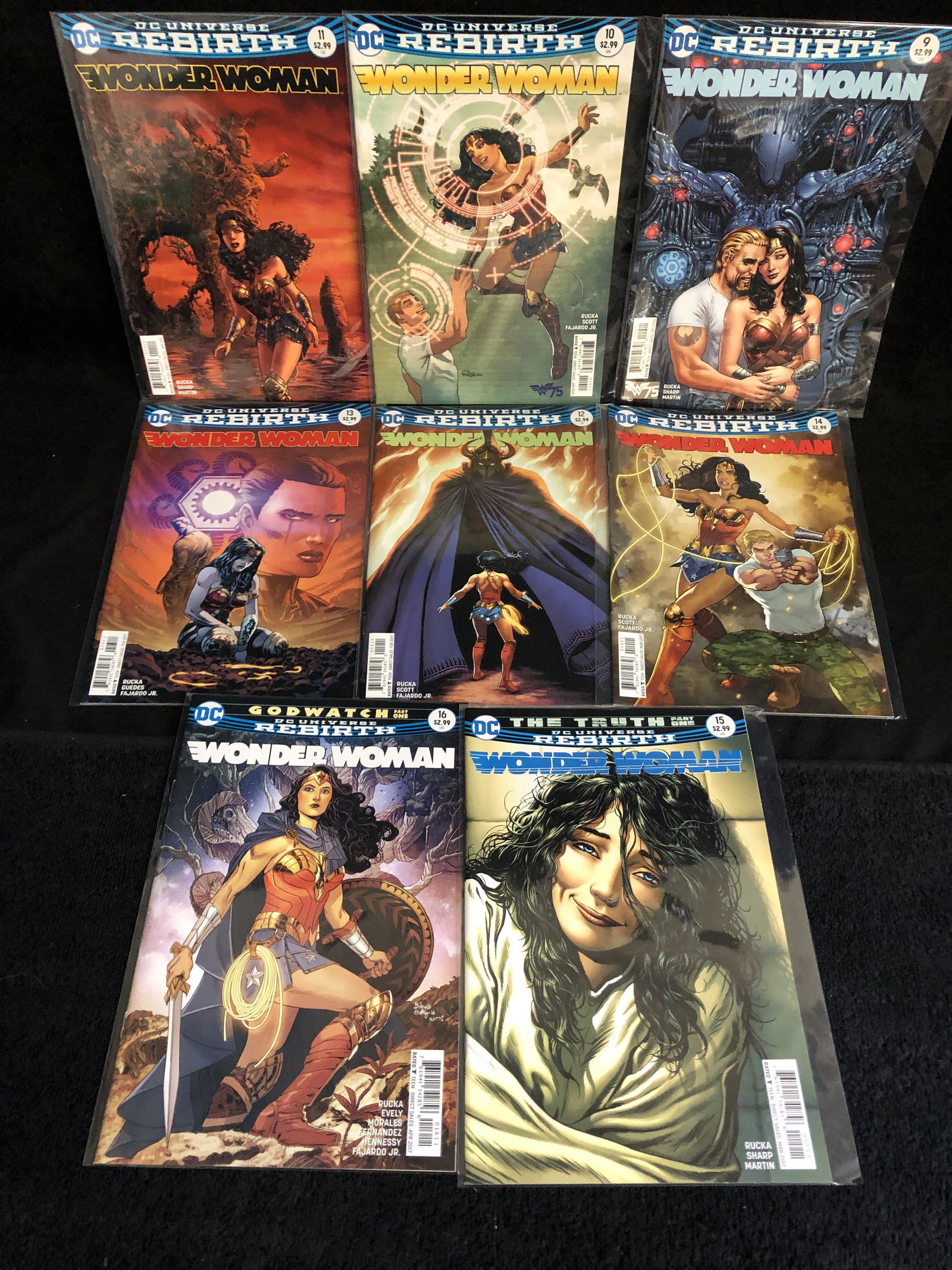 WONDER WOMAN COMIC BOOK LOT (DC COMICS) (1 of 1)