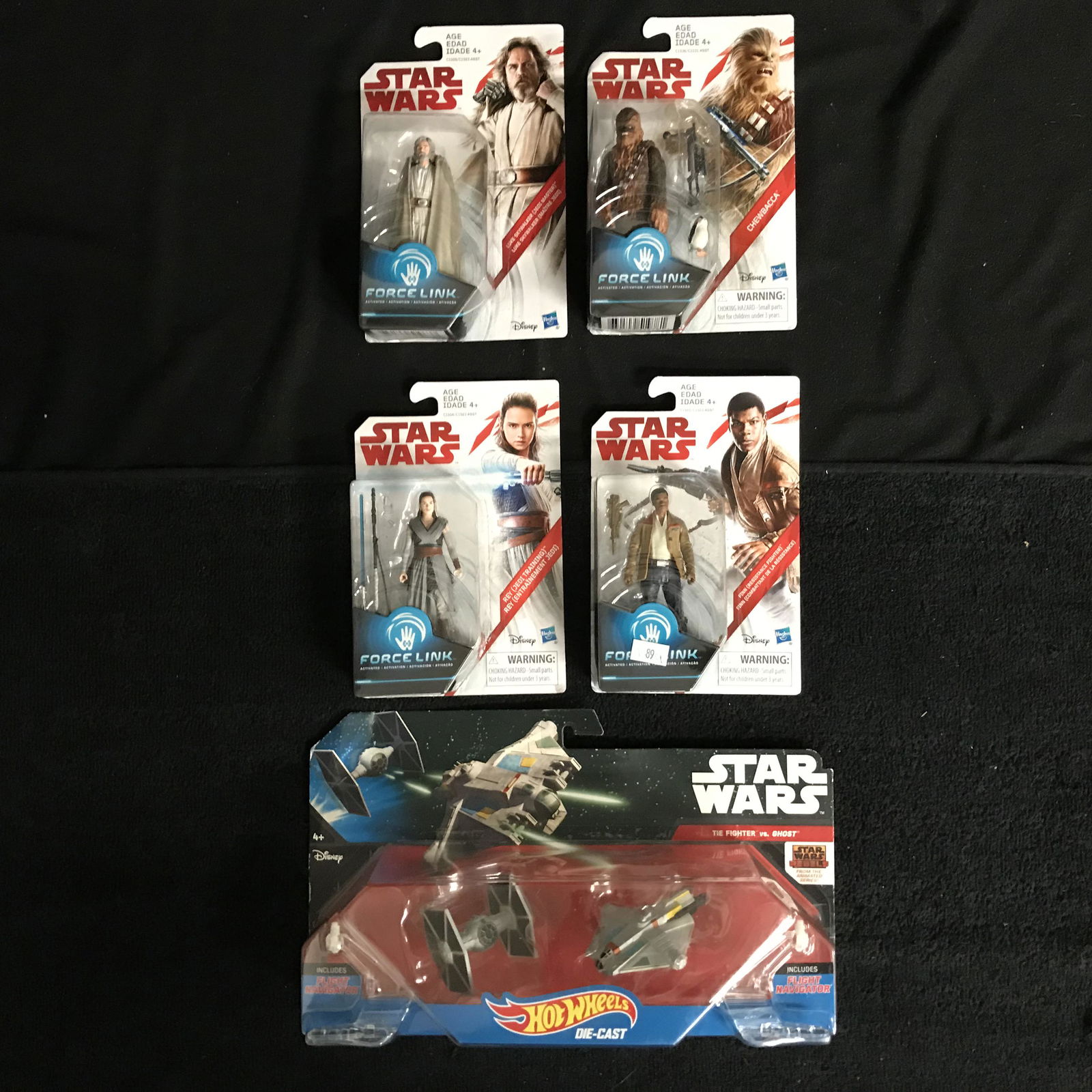 STAR WARS FIGURES/ VEHICLES LOT (1 of 1)