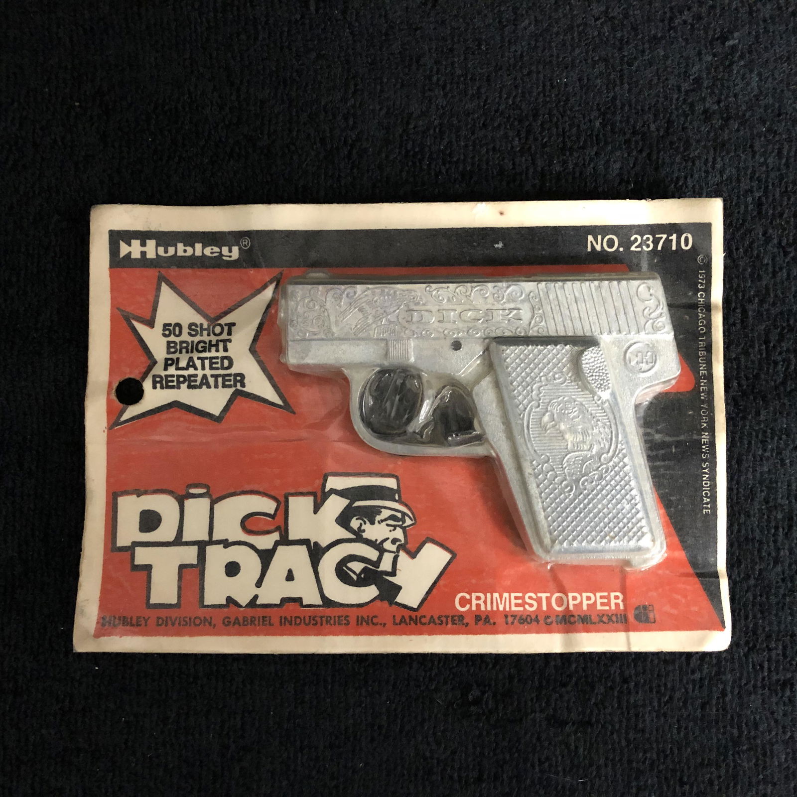 VINTAGE 1973 DICK TRACEY TOY GUN: VINTAGE 1973 DICK TRACEY TOY GUN