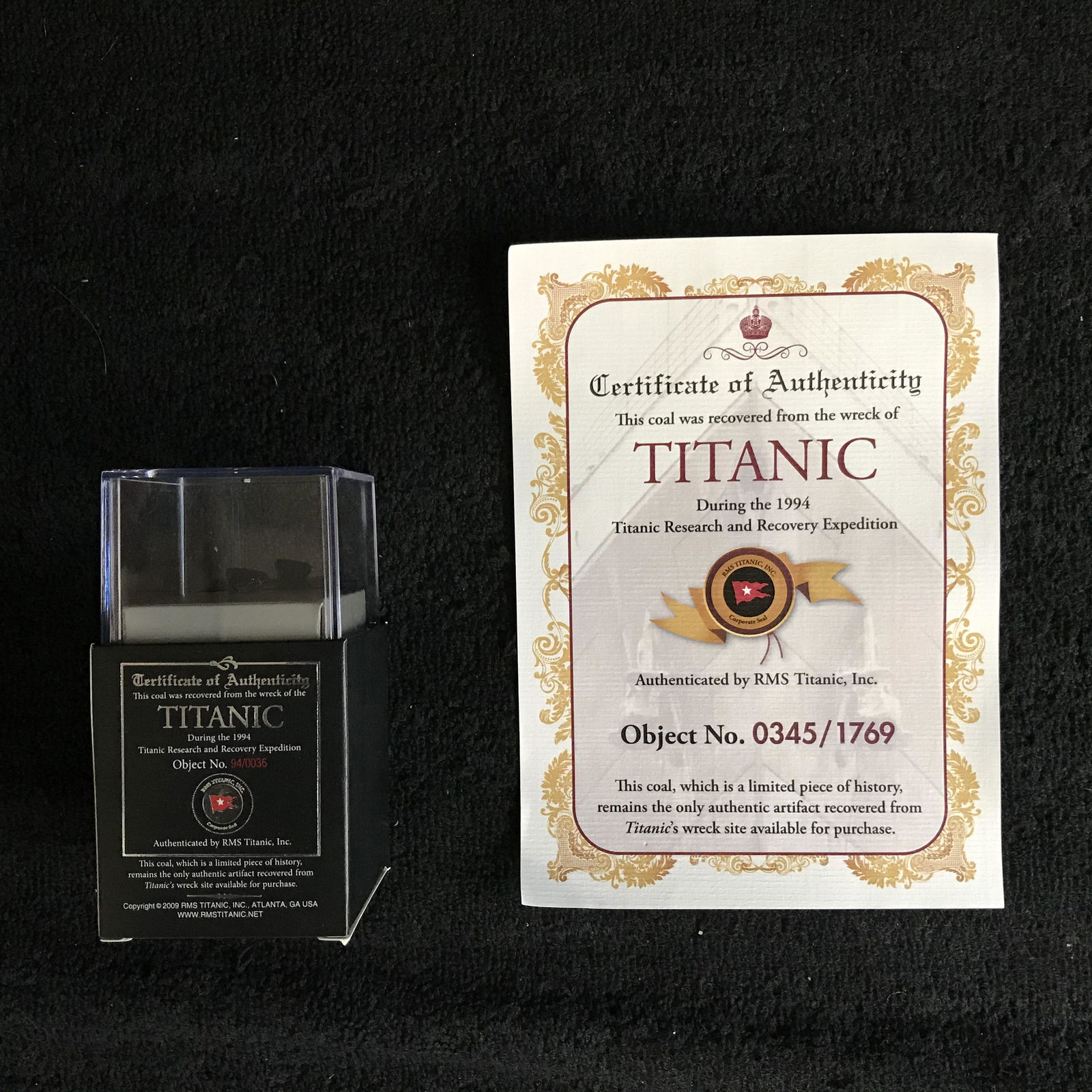 AUTHENTIC TITANIC COAL IN DISPLAY CASE W/COA (1 of 2)