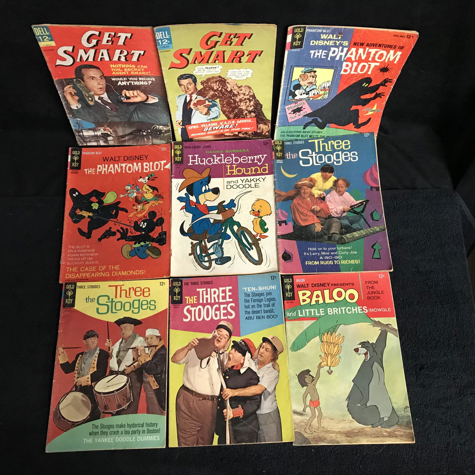 ASSORTED VINTAGE COMIC BOOK LOT (1 of 1)