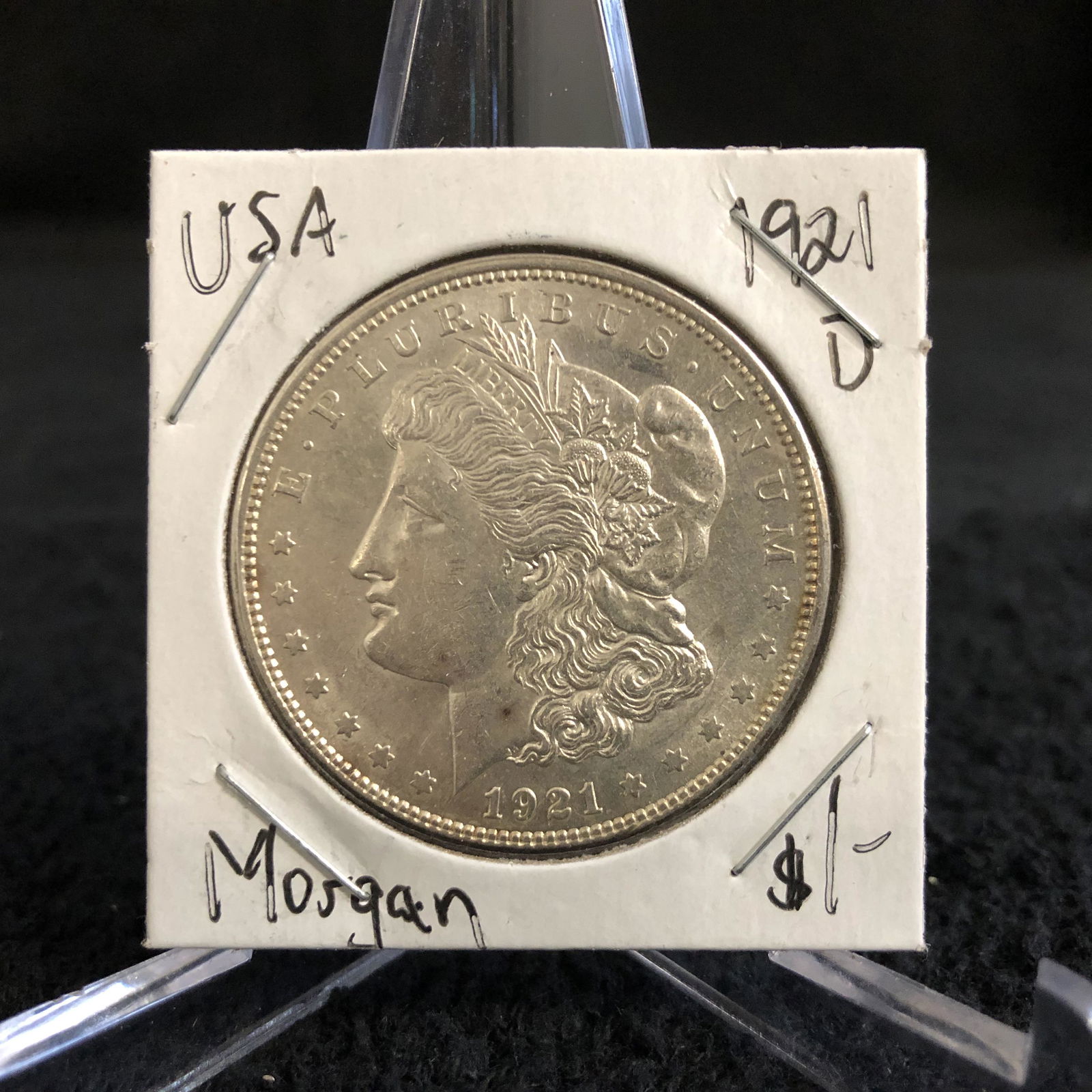 1921 USA MORGAN SILVER DOLLAR (1 of 2)