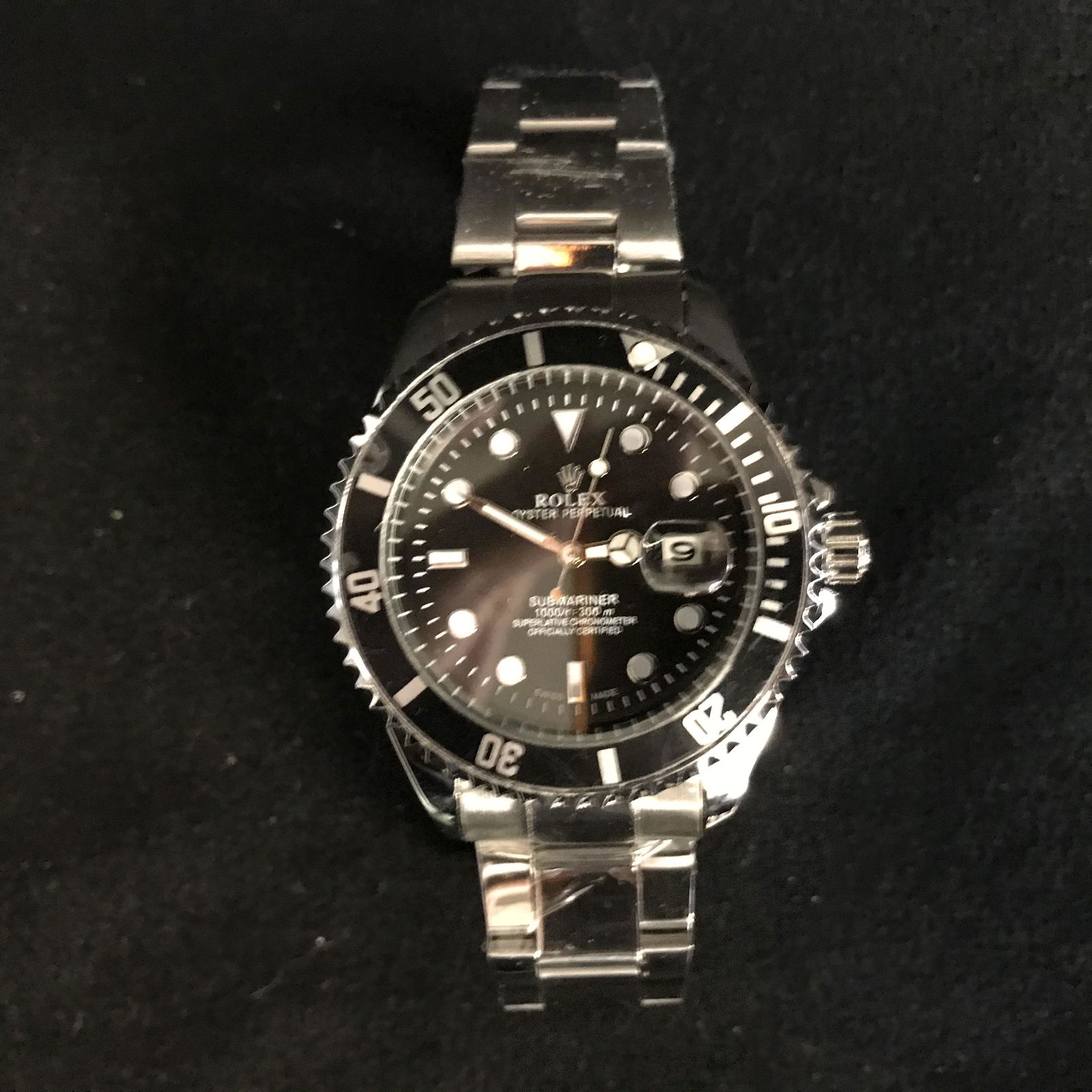 REPLICA ROLEX OYSTER PERPETUAL SUBMARINER WRIST WATCH (1 of 4)