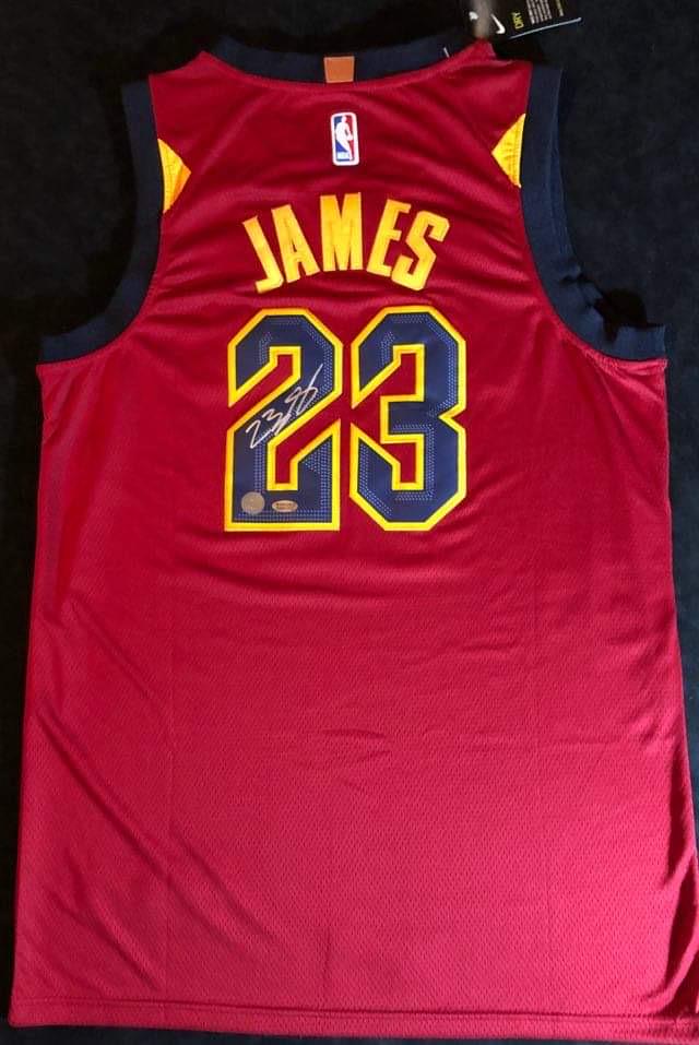 LEBRON JAMES AUTOGRAPHED NIKE CLEVELAND CAVALIERS (1 of 2)