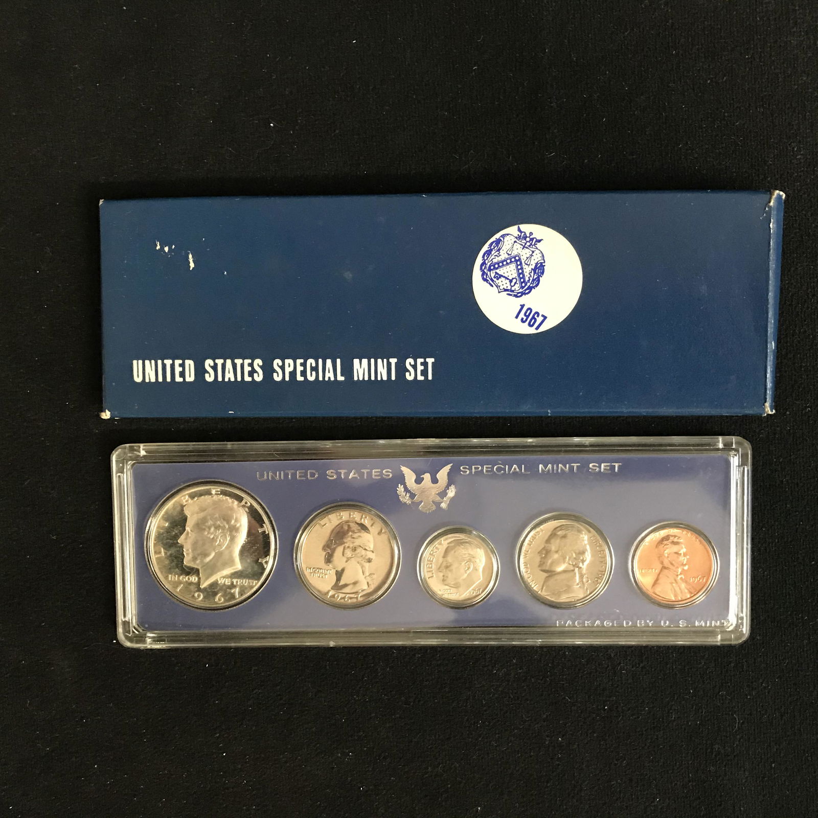 1967 UNITED STATES SPECIAL MINT COIN SET (1 of 2)