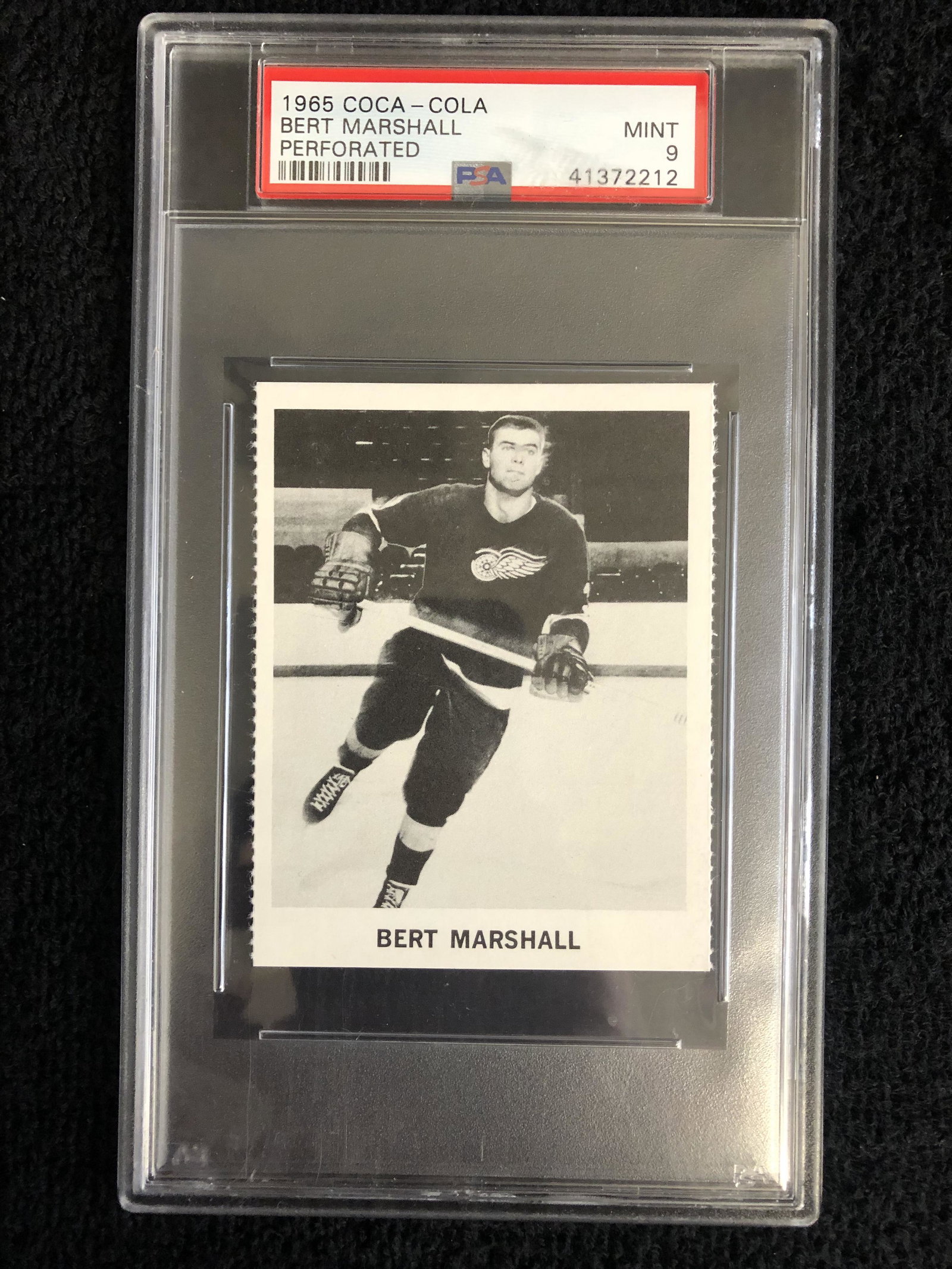 1965 COCA COLA BERT MARSHALL PERFORATED (MINT 9): 1965 COCA COLA BERT MARSHALL PERFORATED (MINT 9)