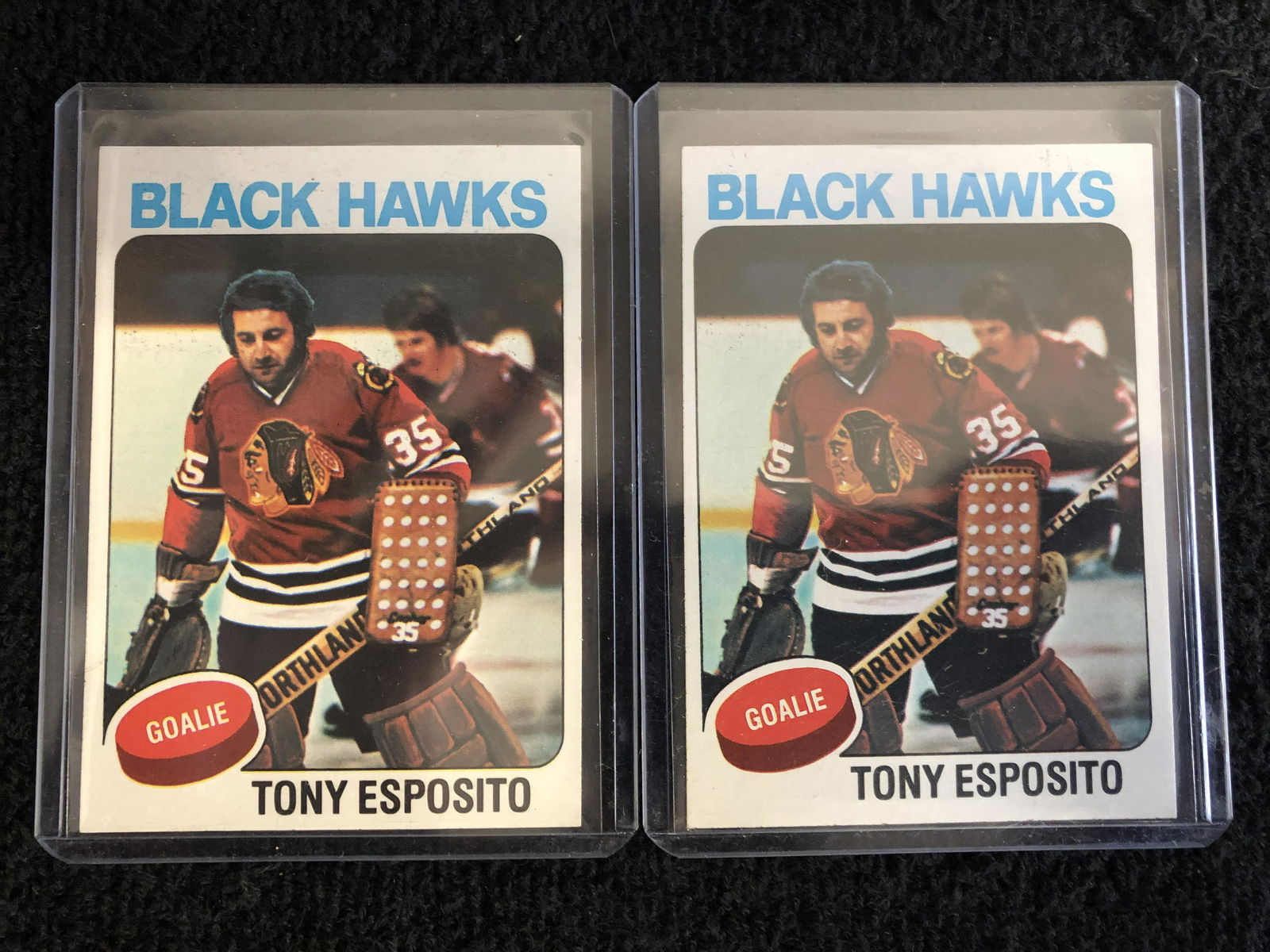VINTAGE TONY ESPOSITO HOCKEY CARD LOT: VINTAGE TONY ESPOSITO HOCKEY CARD LOT