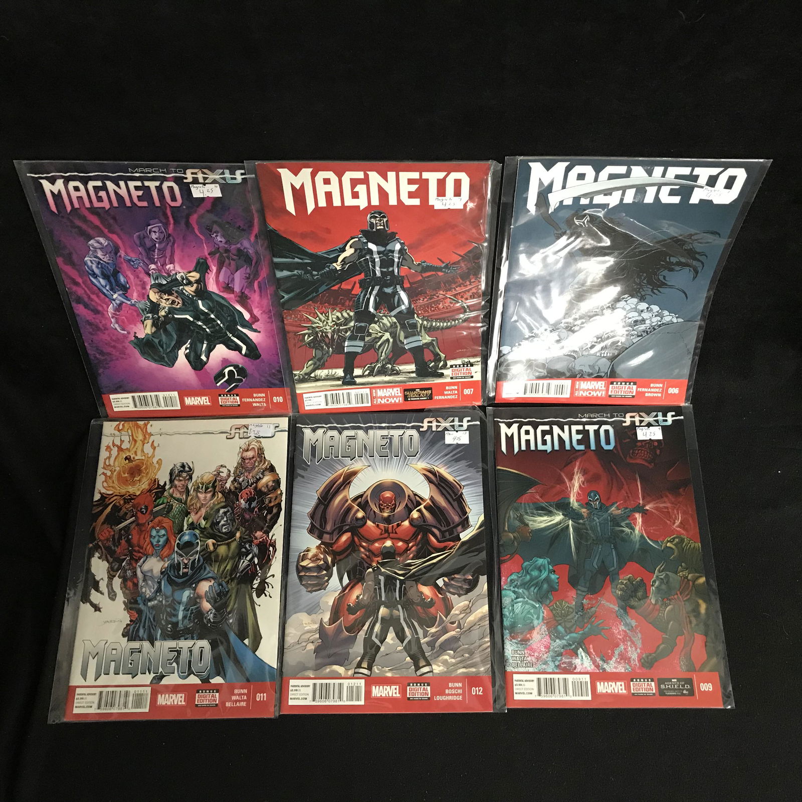 MAGNETO COMIC BOOK LOT (MARVEL COMICS) (1 of 1)