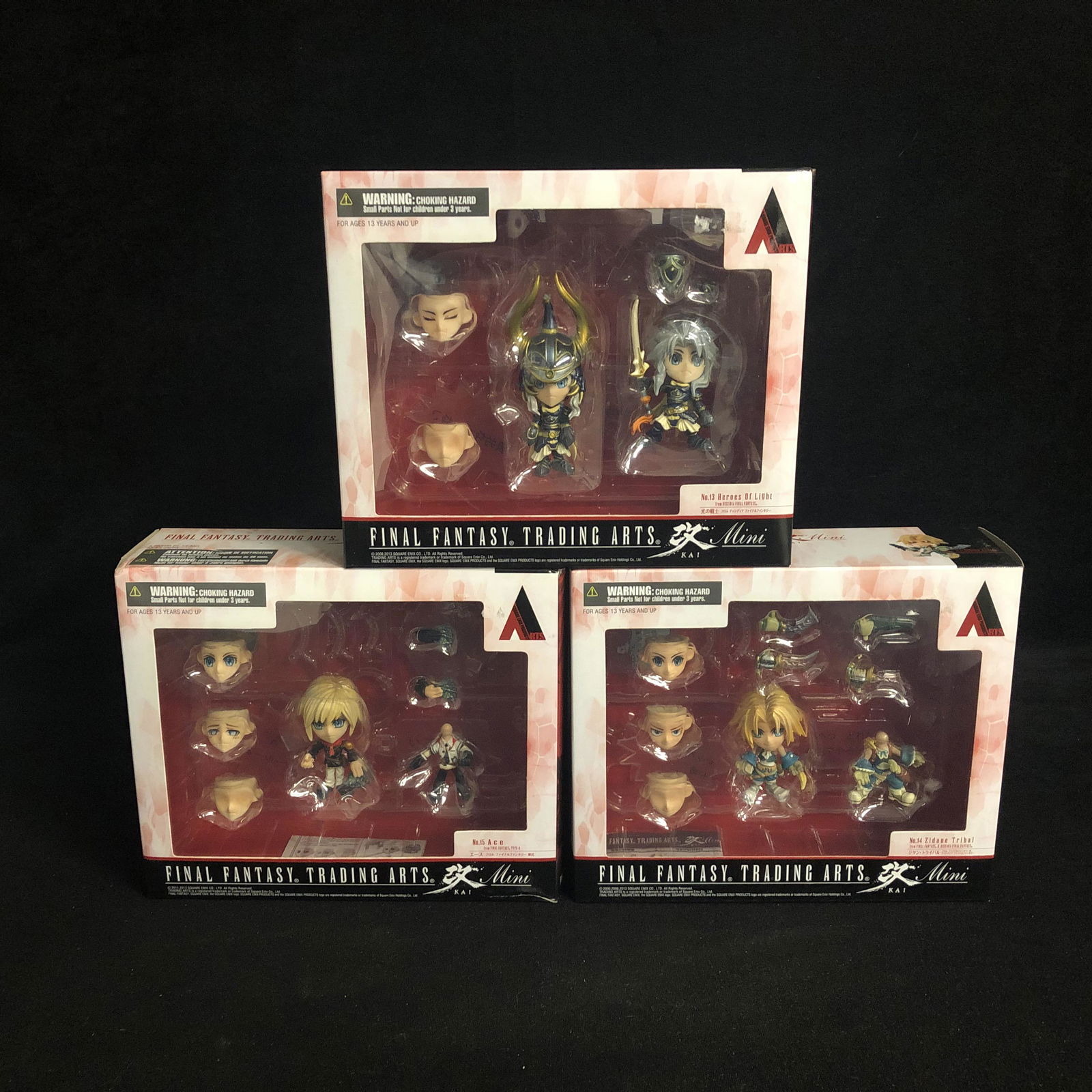 FINAL FANTASY MINI ACTION FIGURE LOT (1 of 1)
