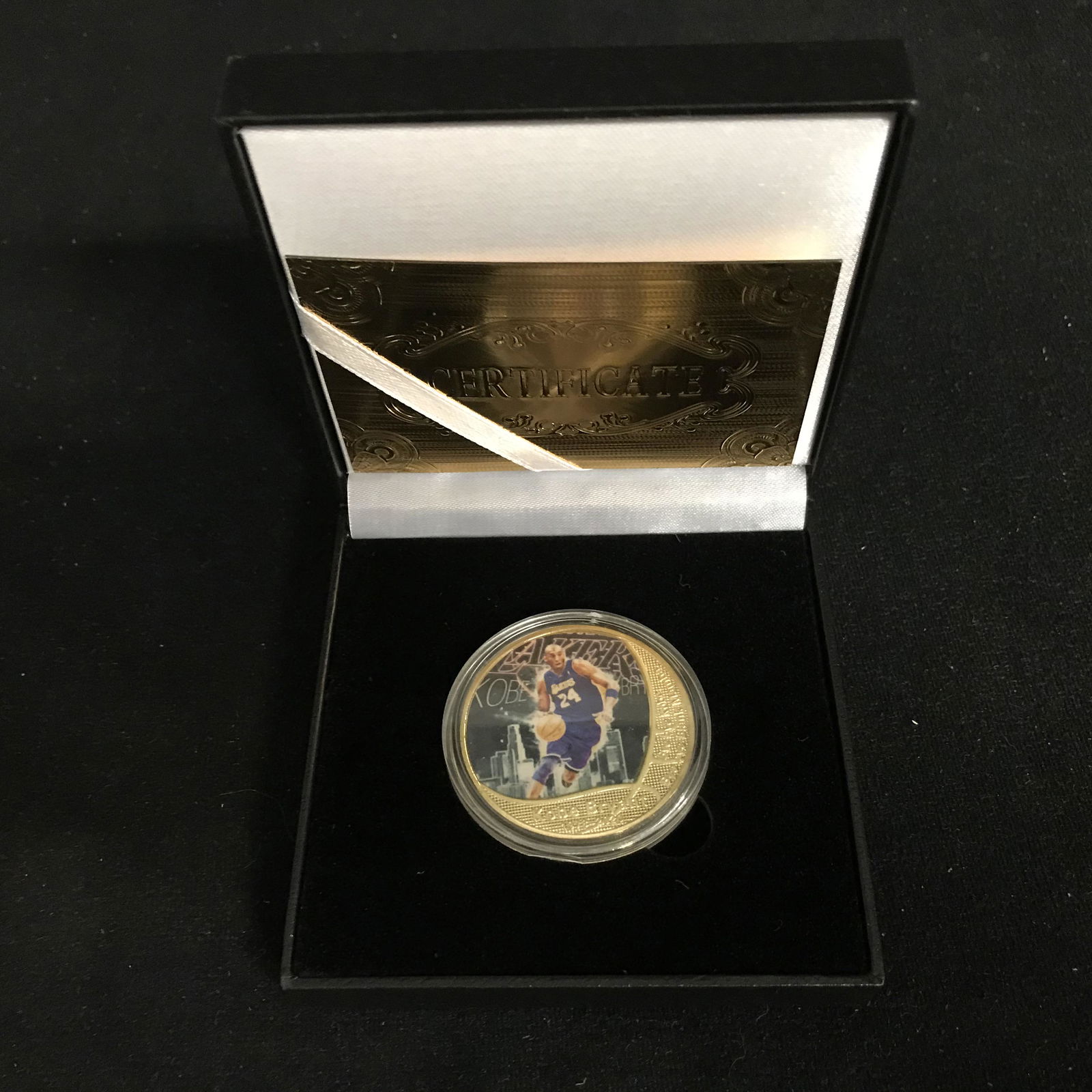 KOBE BRYANT GOLD PLATED BASKETBALL COIN w/ CASE & (1 of 3)