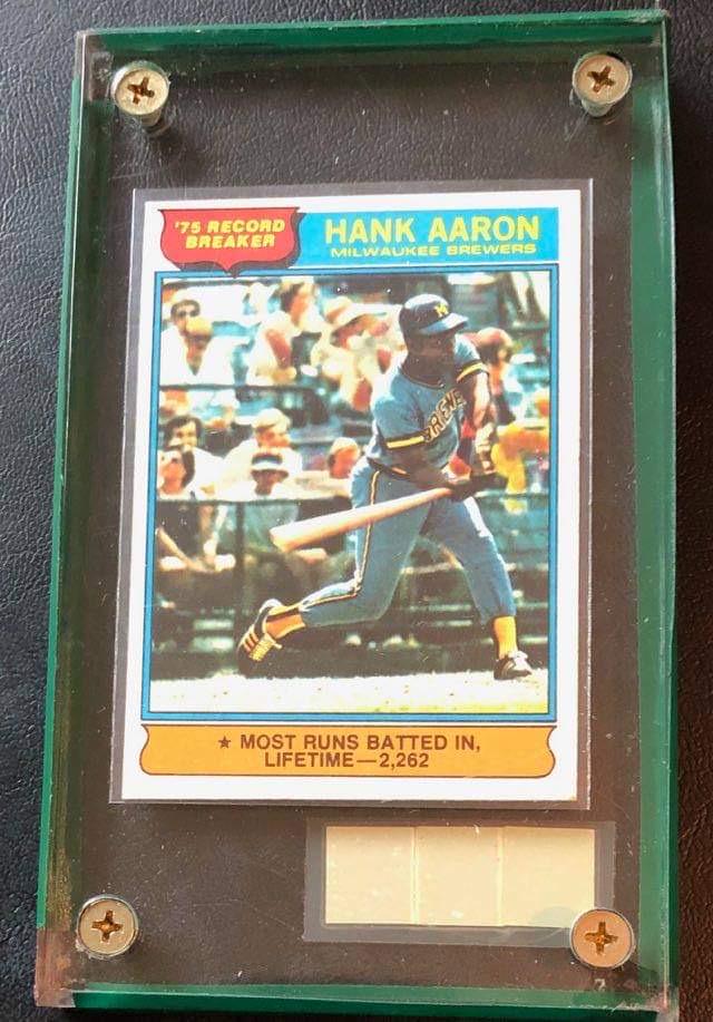 1976 TOPPS #1 HANK AARON RECORD BREAKER (1 of 2)