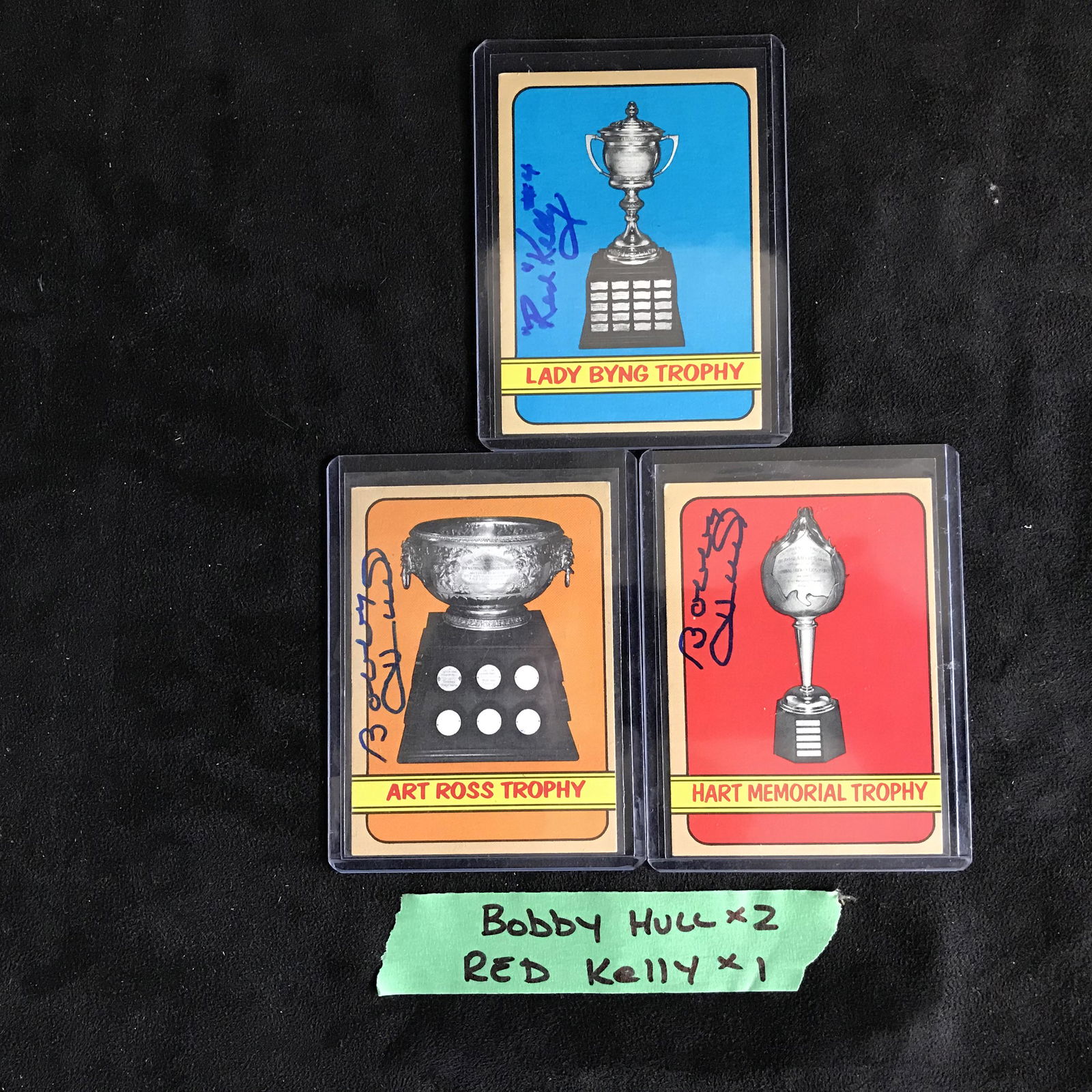 RED KELLY & BOBBY HULL SIGNED NHL TRADING CARDS (1 of 1)