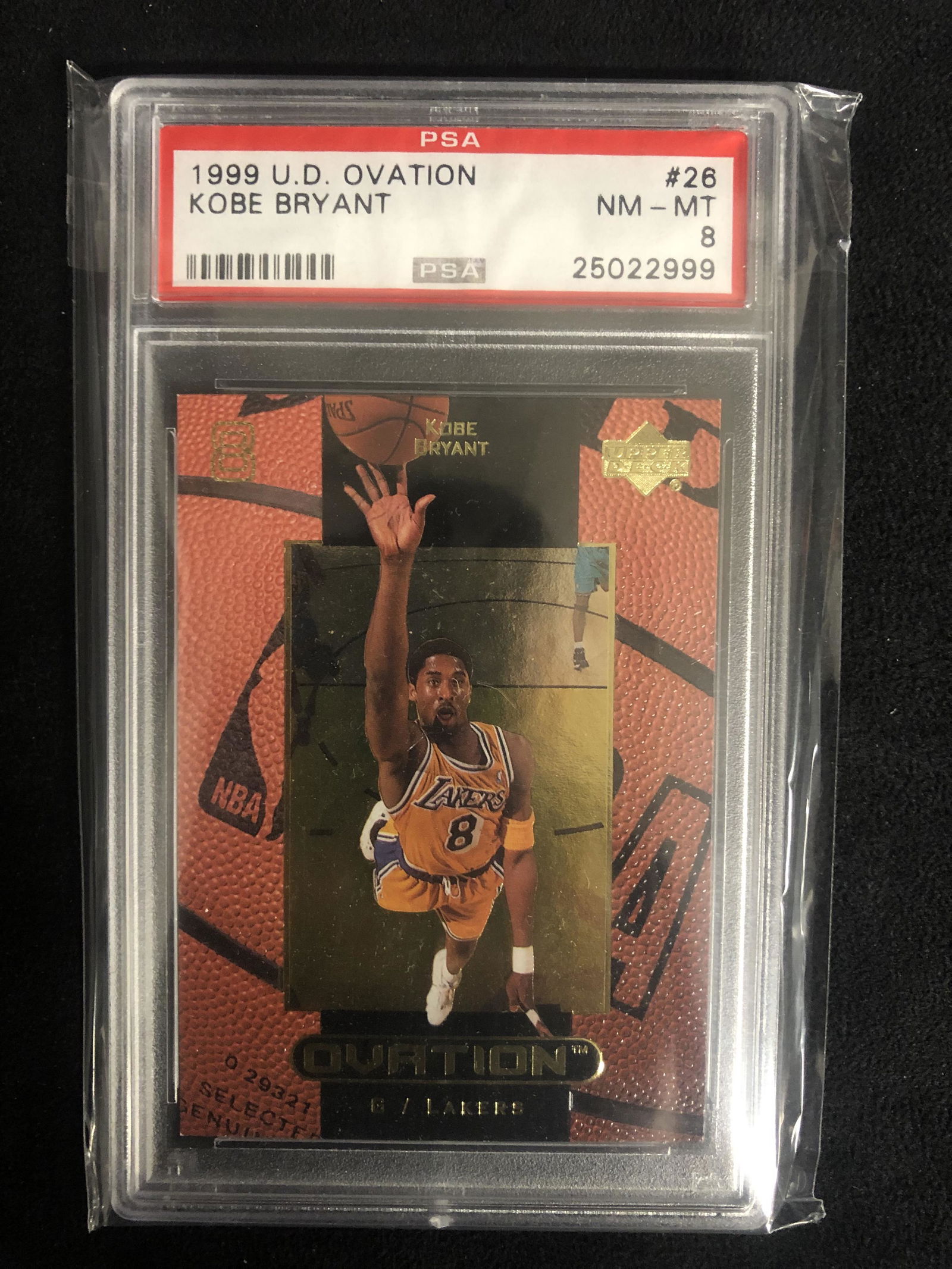 1999 UPPER DECK OVATION #26 KOBE BRYANT (PSA 8) (1 of 1)