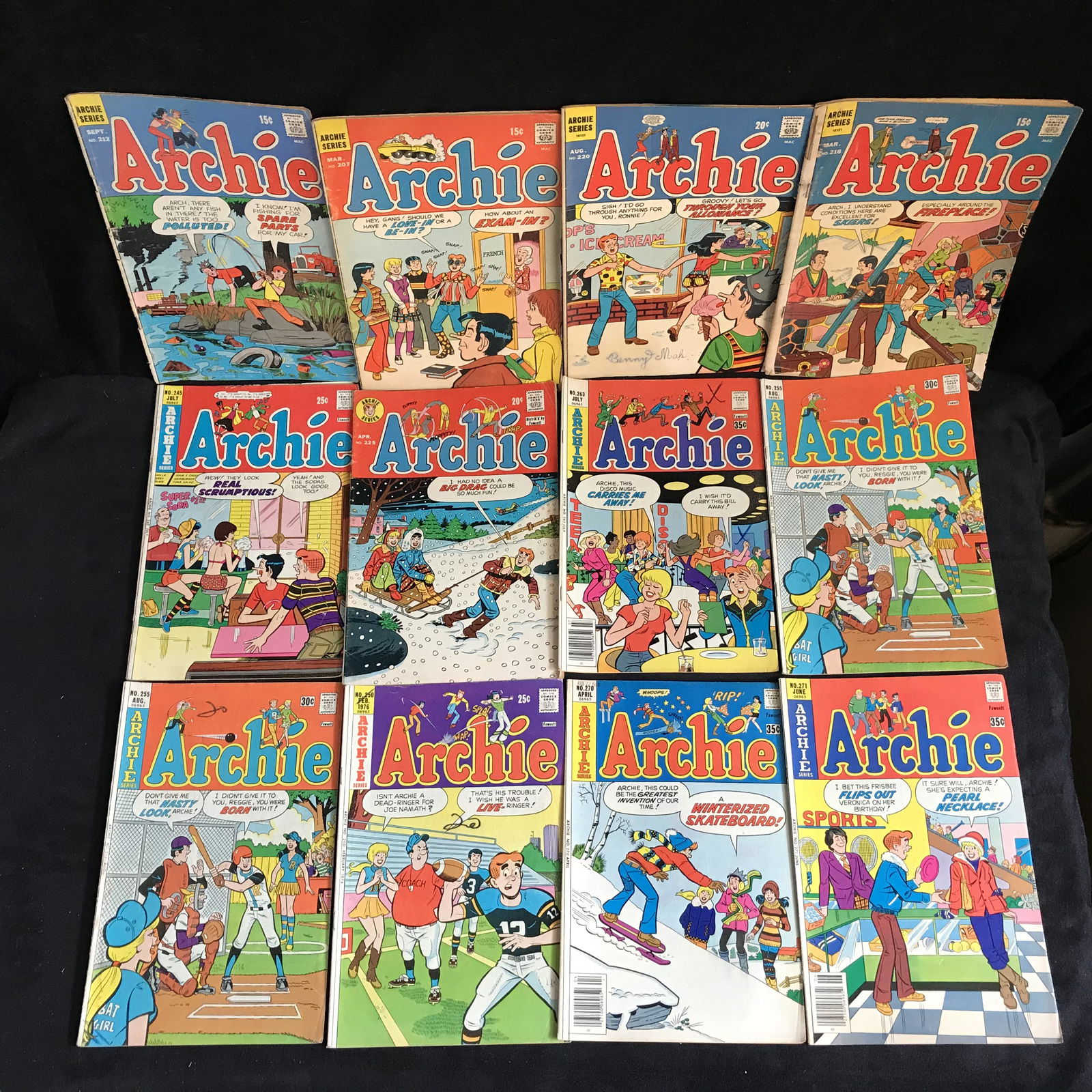 ARCHIE SERIES COMIC BOOK LOT (1 of 1)