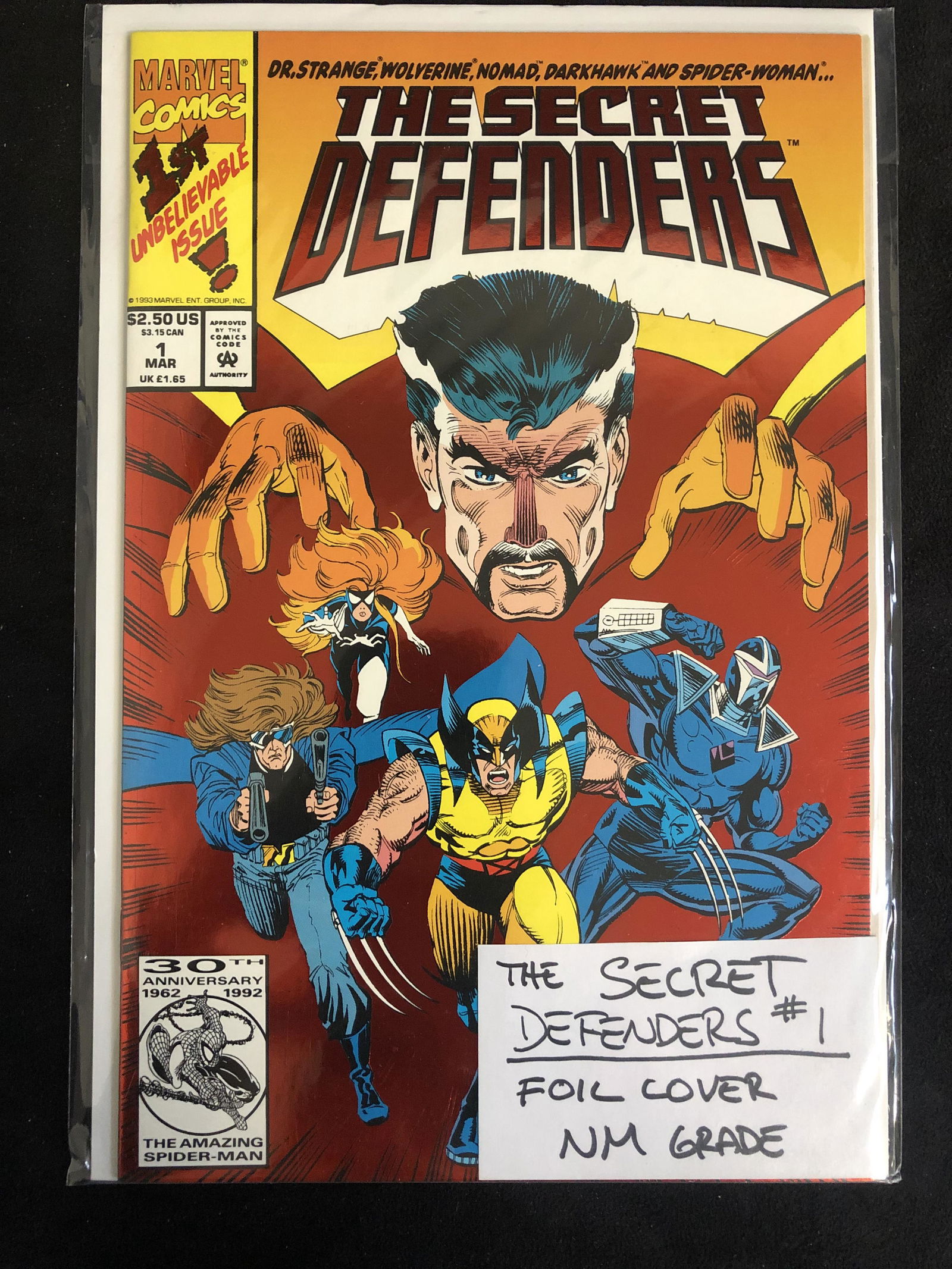 THE SECRET DEFENDERS #1 (MARVEL COMICS) Foil Cover (1 of 1)