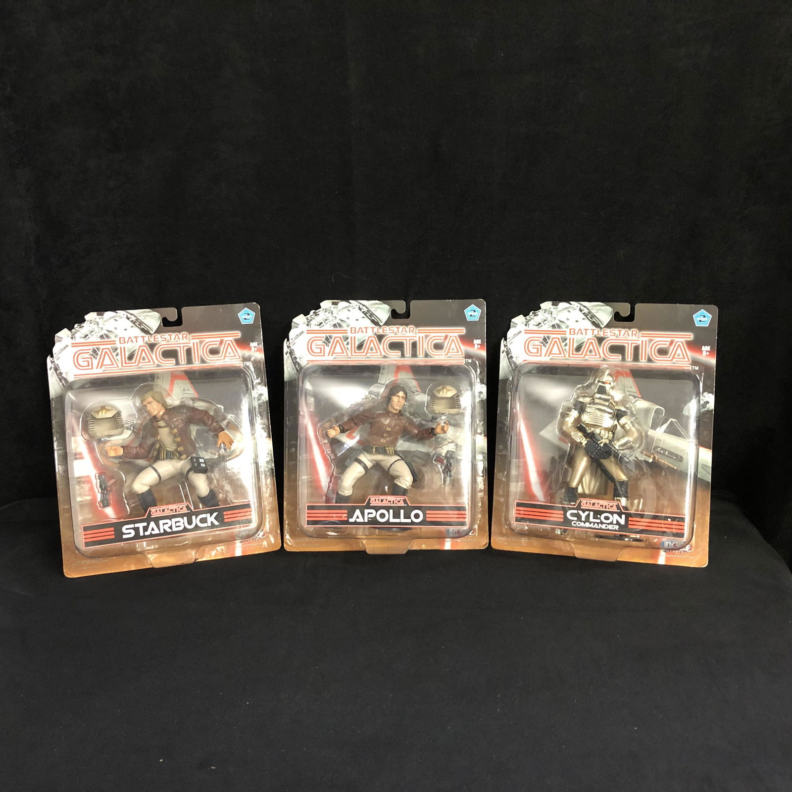 (3X) BATTLESTAR GALACTICA ACTION FIGURES (1 of 1)