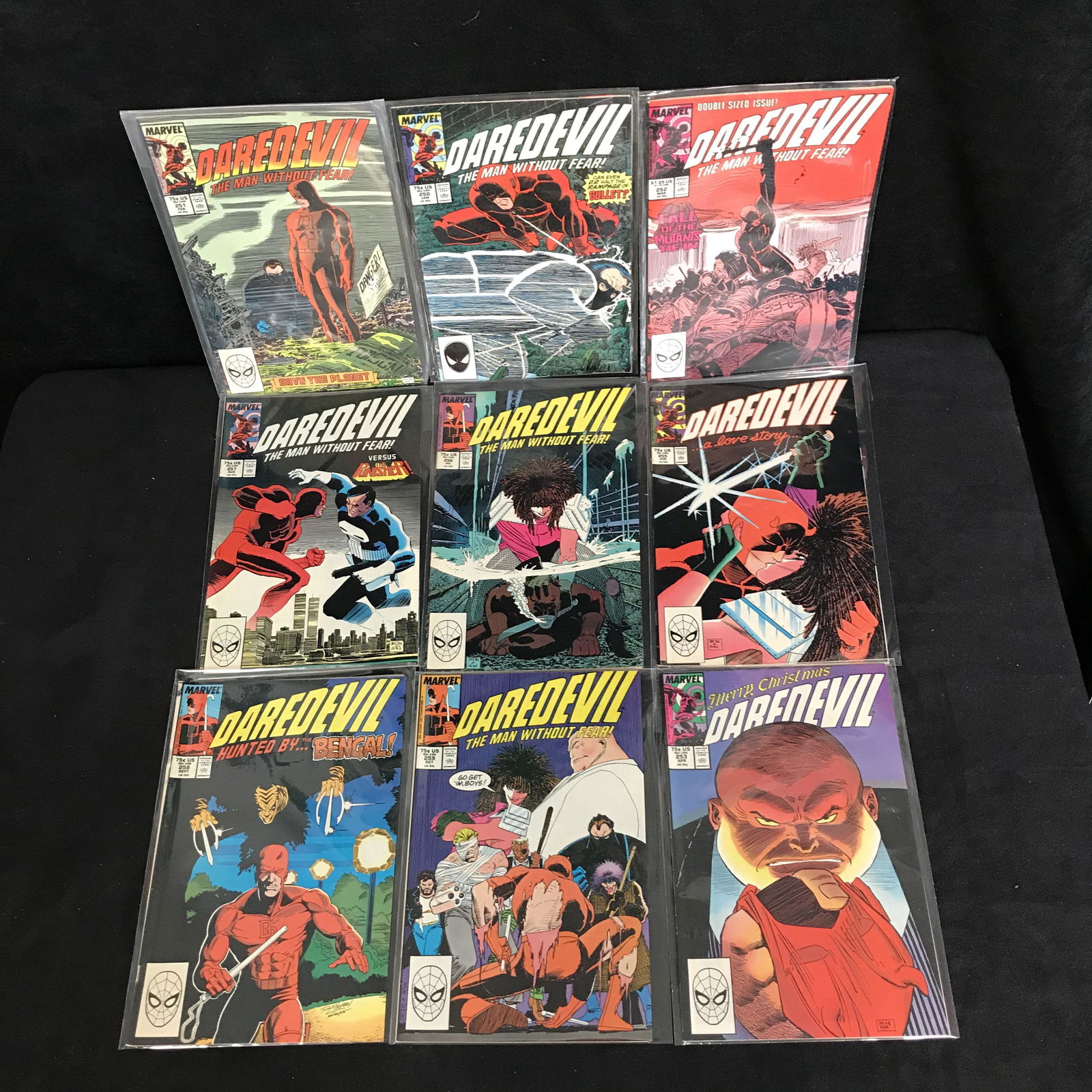 ASSORTED DAREDEVIL COMIC BOOK LOT (MARVEL COMICS) (1 of 1)