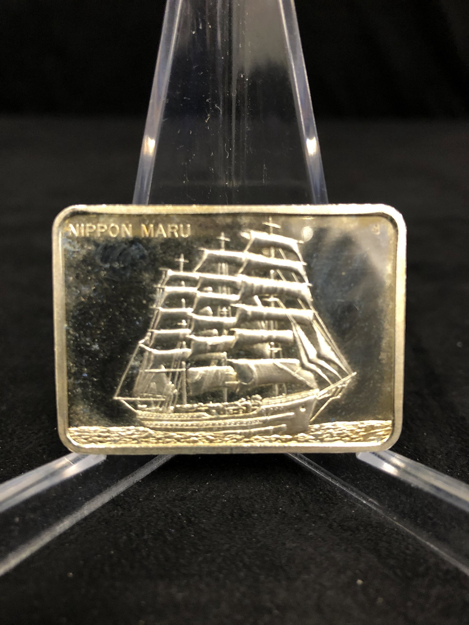NIPPON MARU LAST OF WINDJAMMERS COLONIAL MINT 1 OZ 999: NIPPON MARU LAST OF WINDJAMMERS COLONIAL MINT 1 OZ 999 FINE SILVER BAR