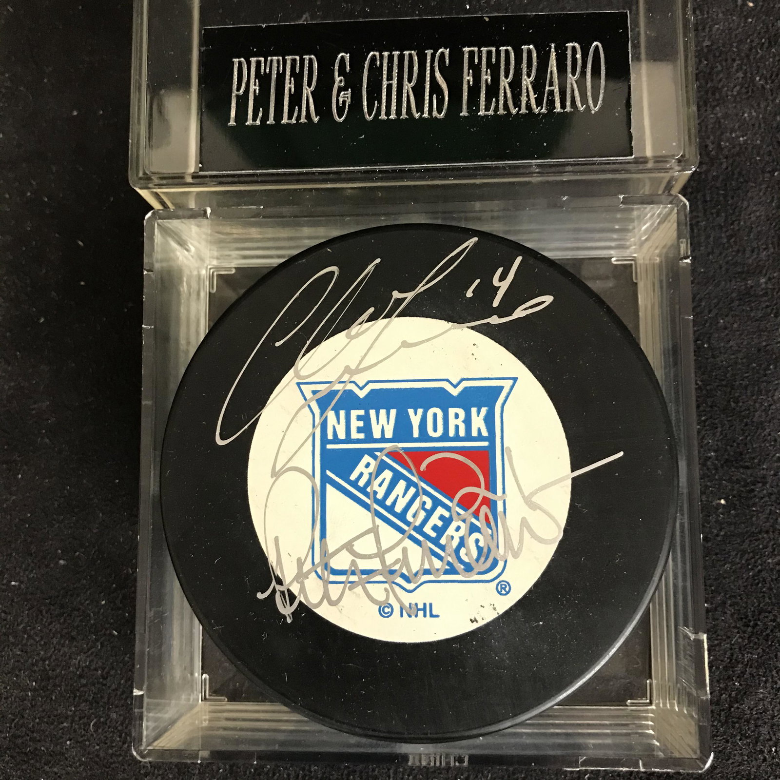 PETER & CHRIS FERRARO AUTOGRAPHED NEW YORK RANGERS LOGO: PETER & CHRIS FERRARO AUTOGRAPHED NEW YORK RANGERS LOGO PUCK