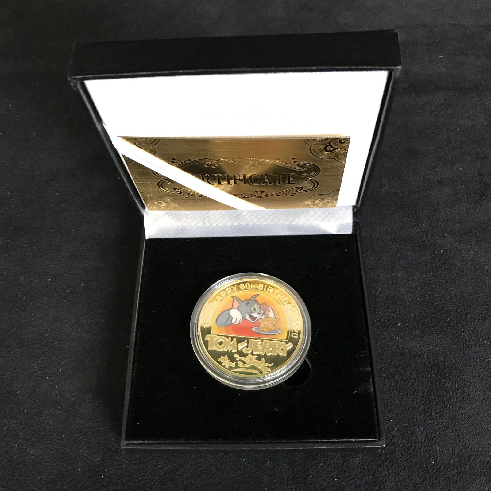 TOM & JERRY COMMEMORATIVE COIN w/ DISPLAY BOX (1 of 2)