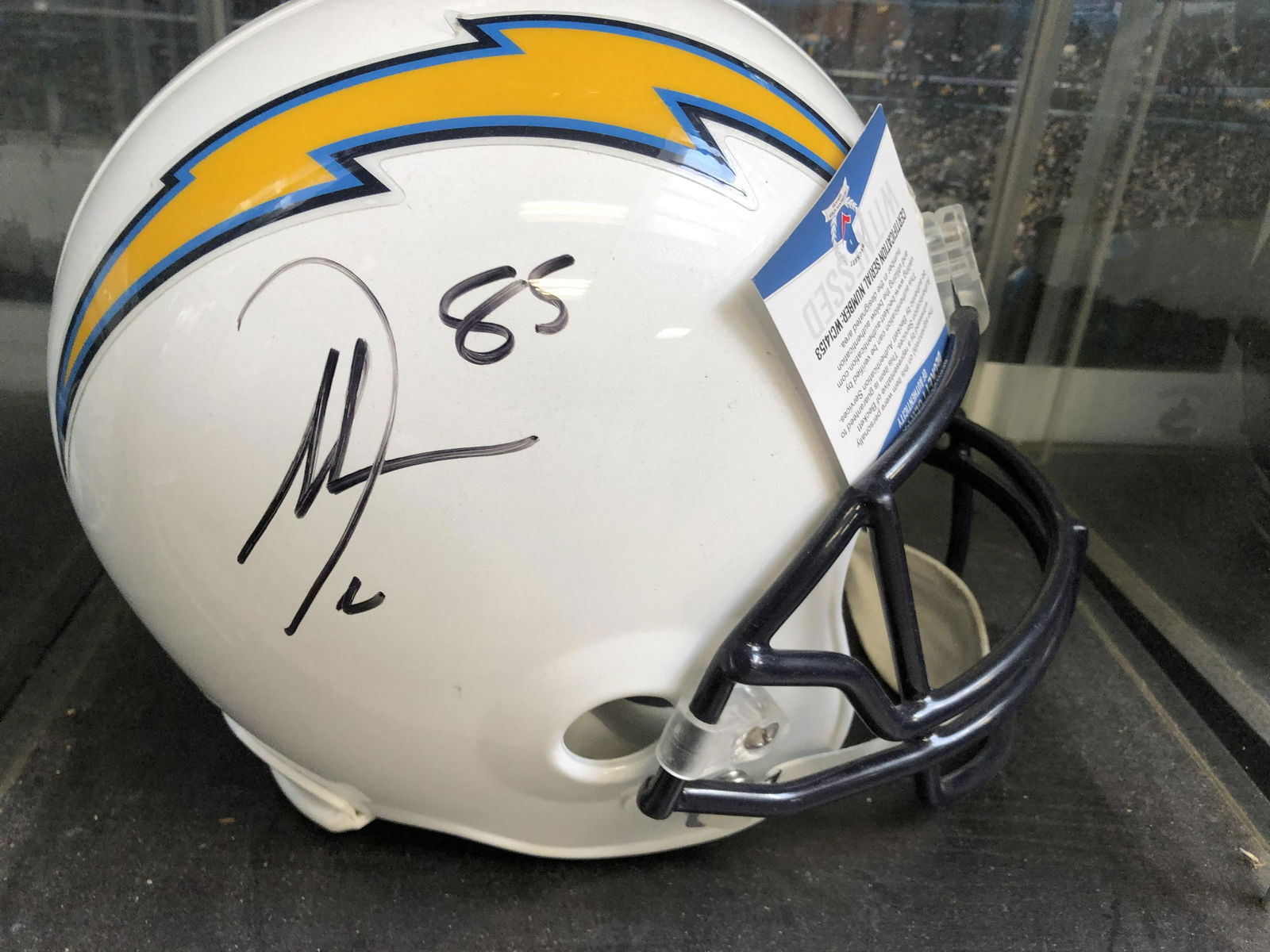 ANTONIO GATES SIGNED CHARGERS FULL-SIZE SPEED REP (1 of 1)