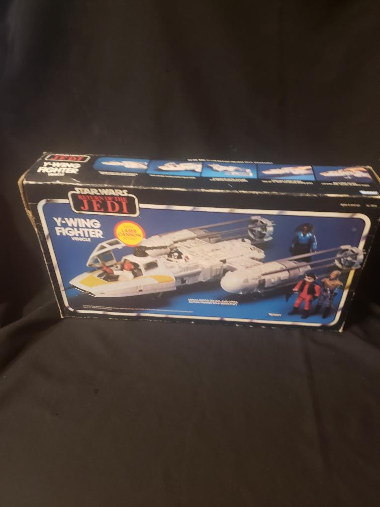 STAR WARS: RETURN OF THE JEDI "Y-WING FIGHTER" (1 of 1)