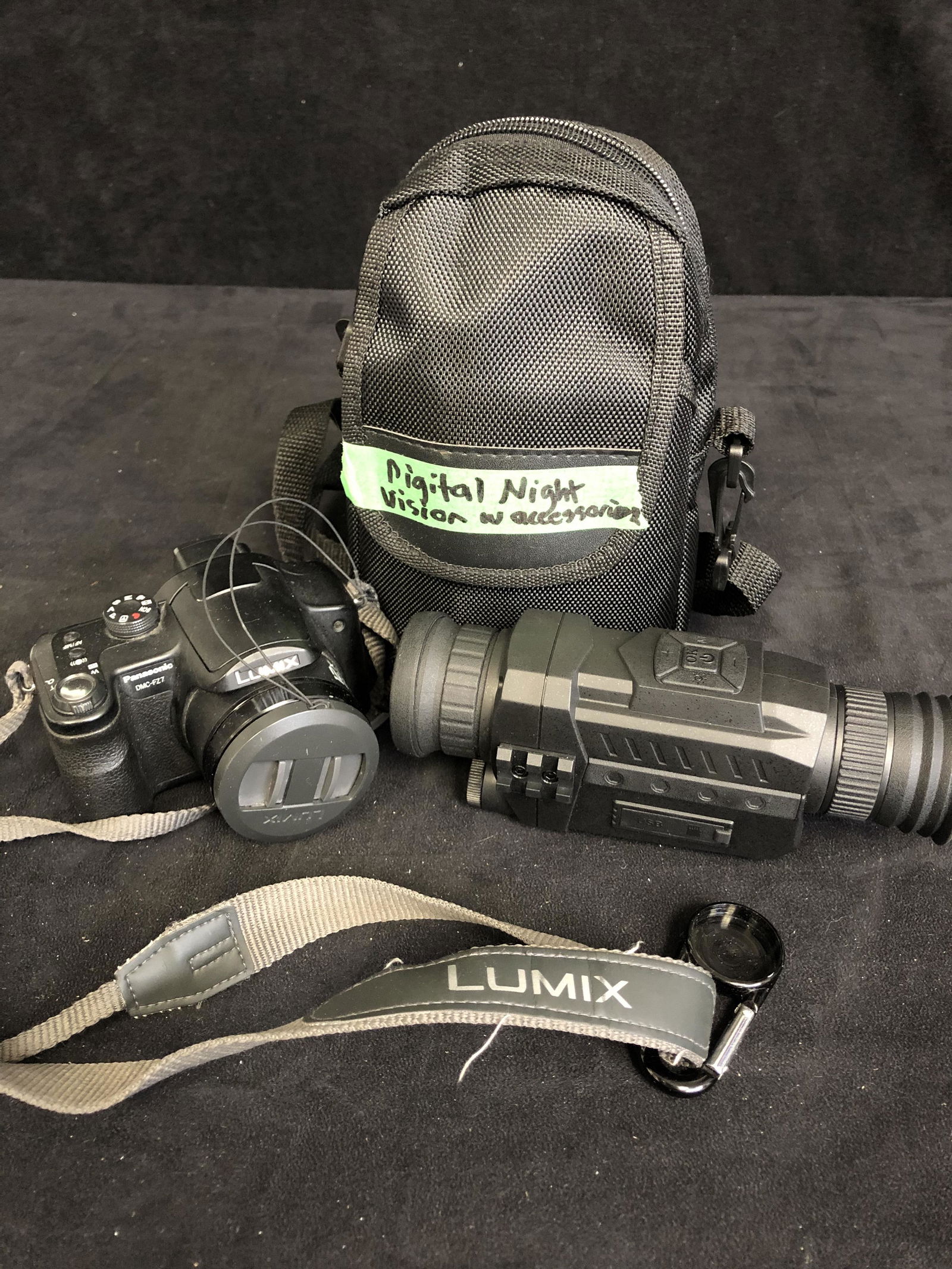 DIGITAL NIGHT VISION w/ ACCESSORIES (1 of 1)
