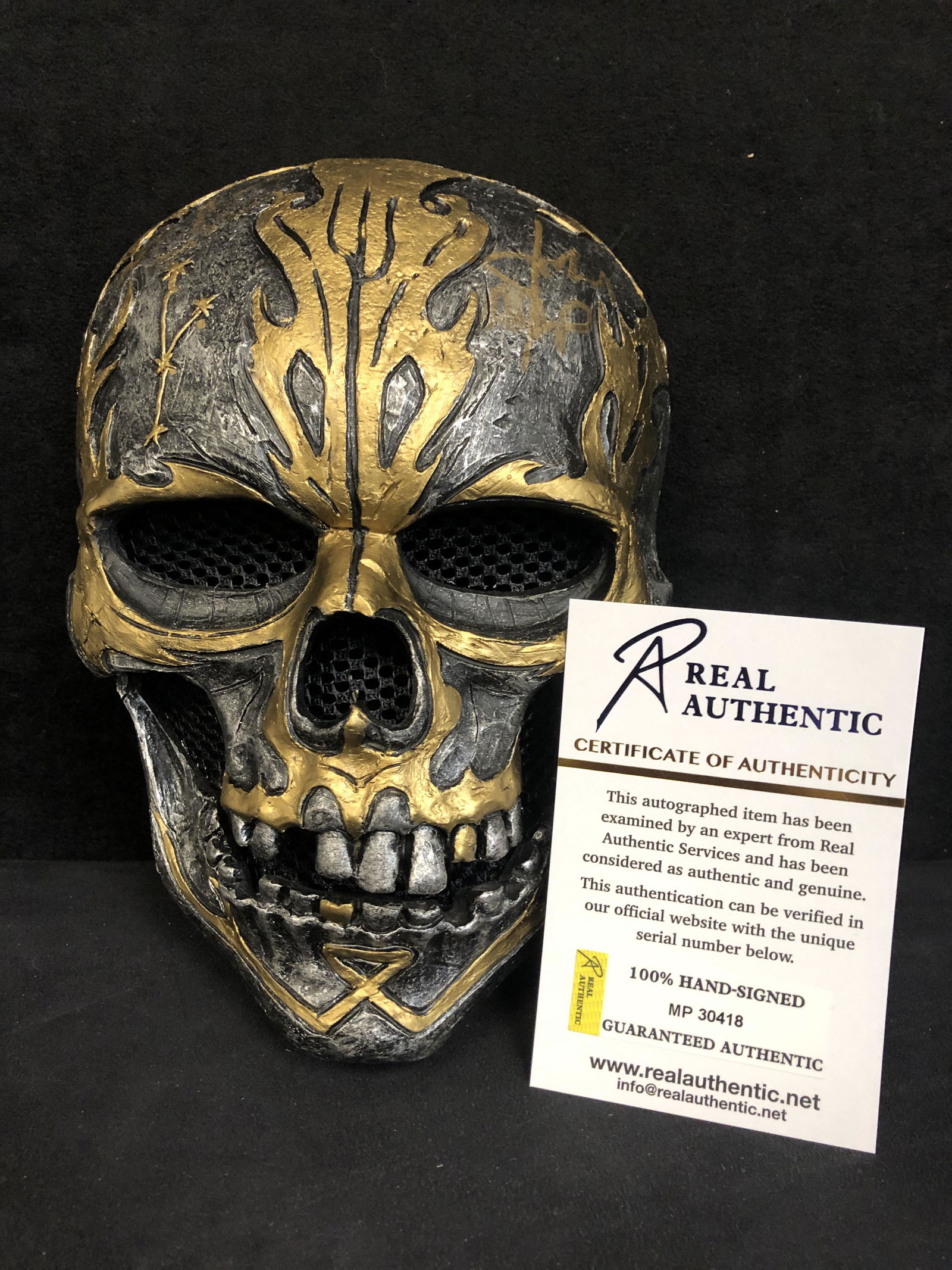 Pirates of the Caribbean skull signed by Johnny Depp (1 of 5)