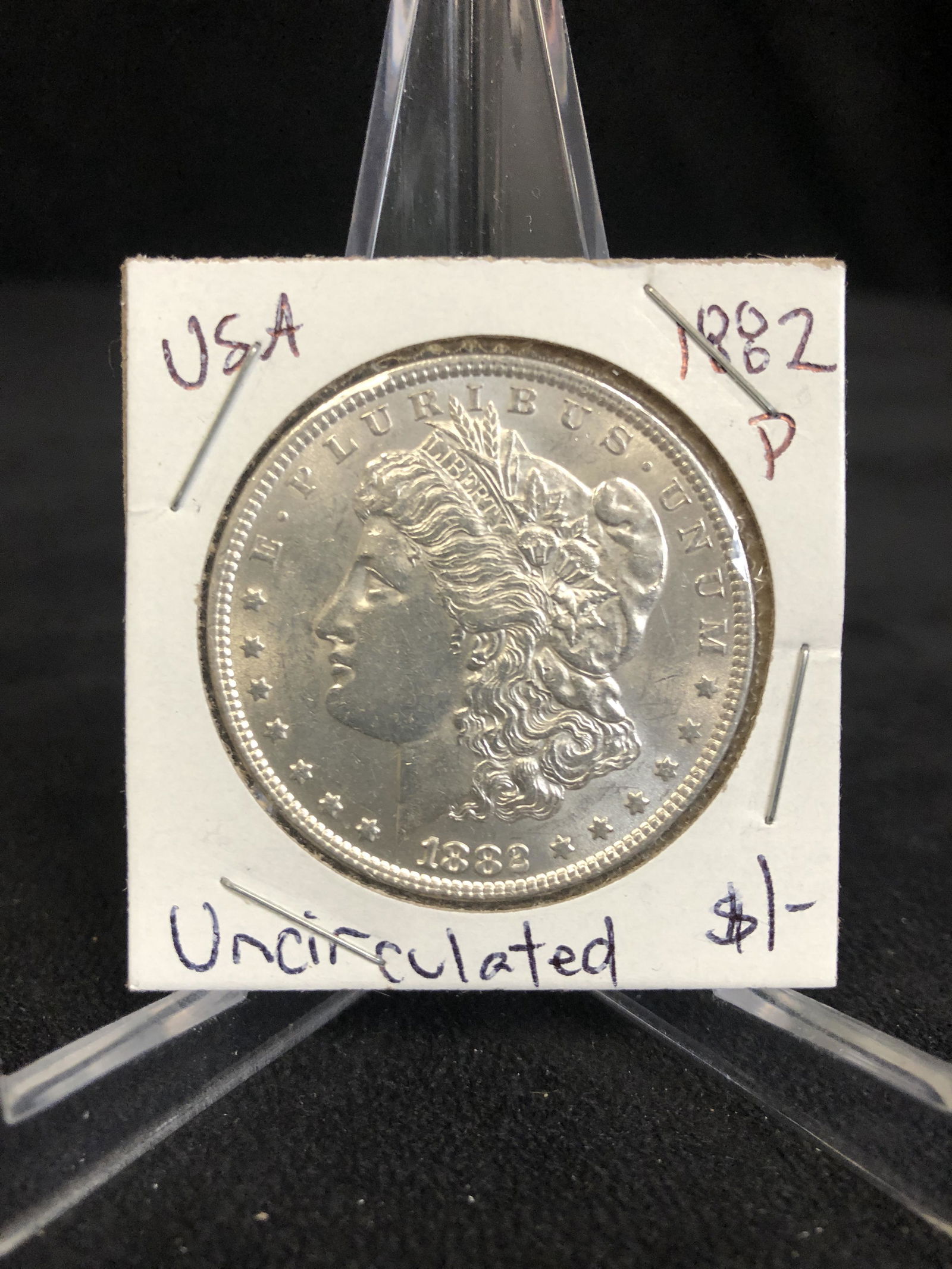 1882 USA MORGAN SILVER DOLLAR (UNCIRCULATED) (1 of 2)
