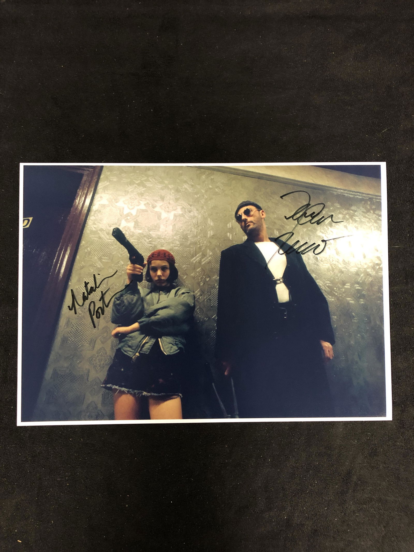 The Professional (Leon) Natalie Portman and Jean Reno S (1 of 3)