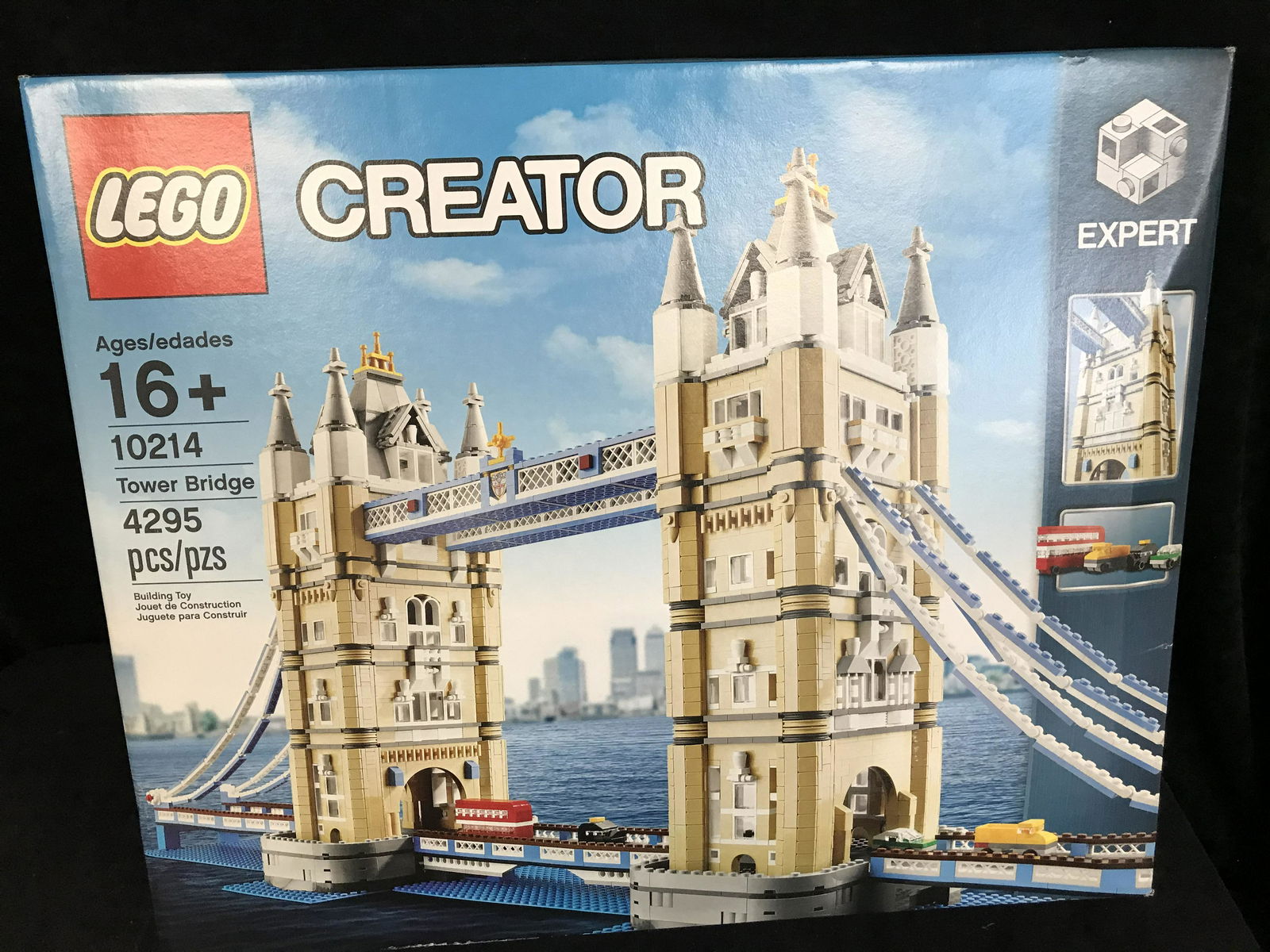 LEGO: CREATOR "TOWER BRIDGE" BUILDING TOY (1 of 2)