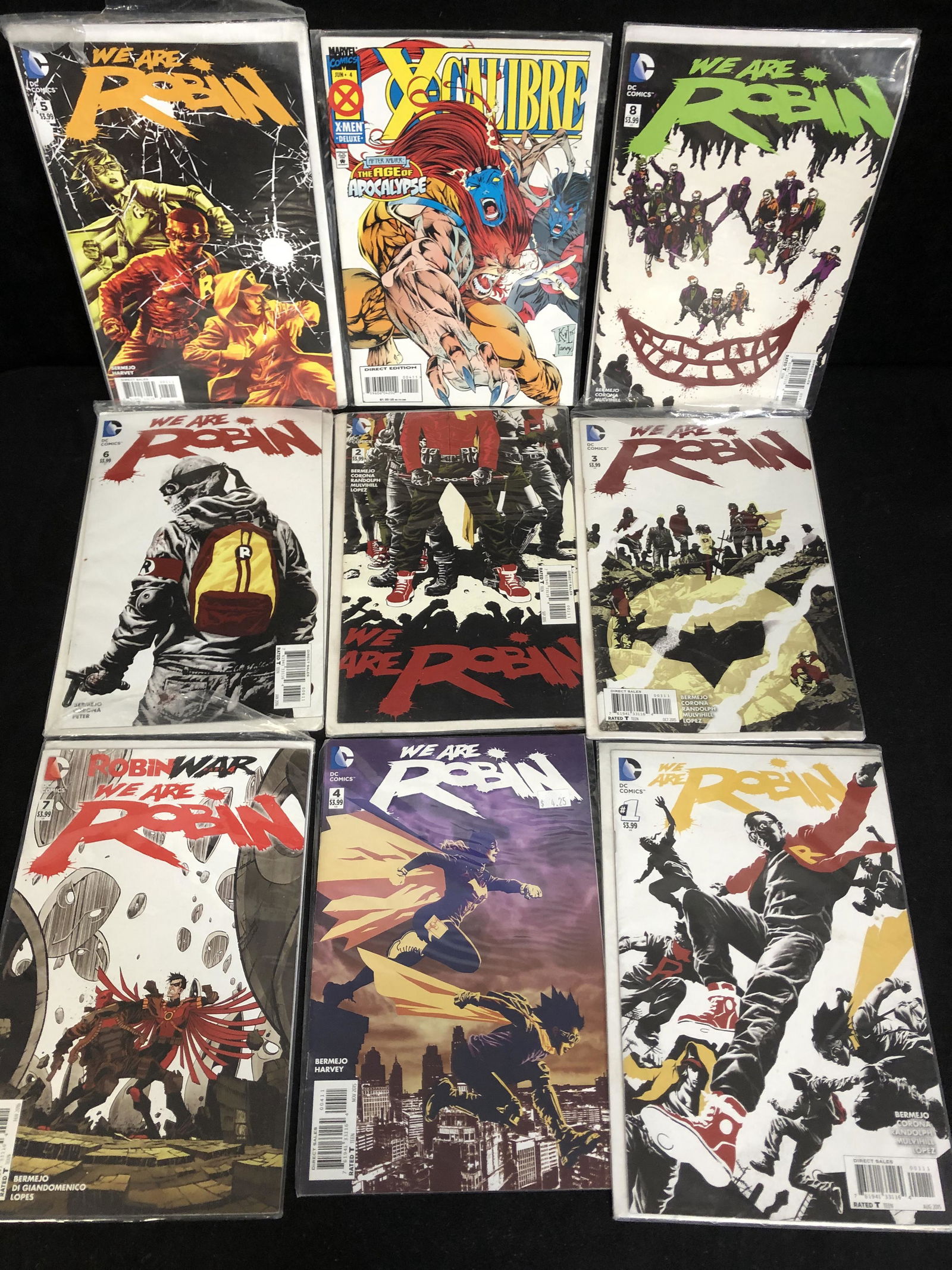 WE ARE ROBIN COMIC BOOK LOT (DC COMICS) (1 of 1)