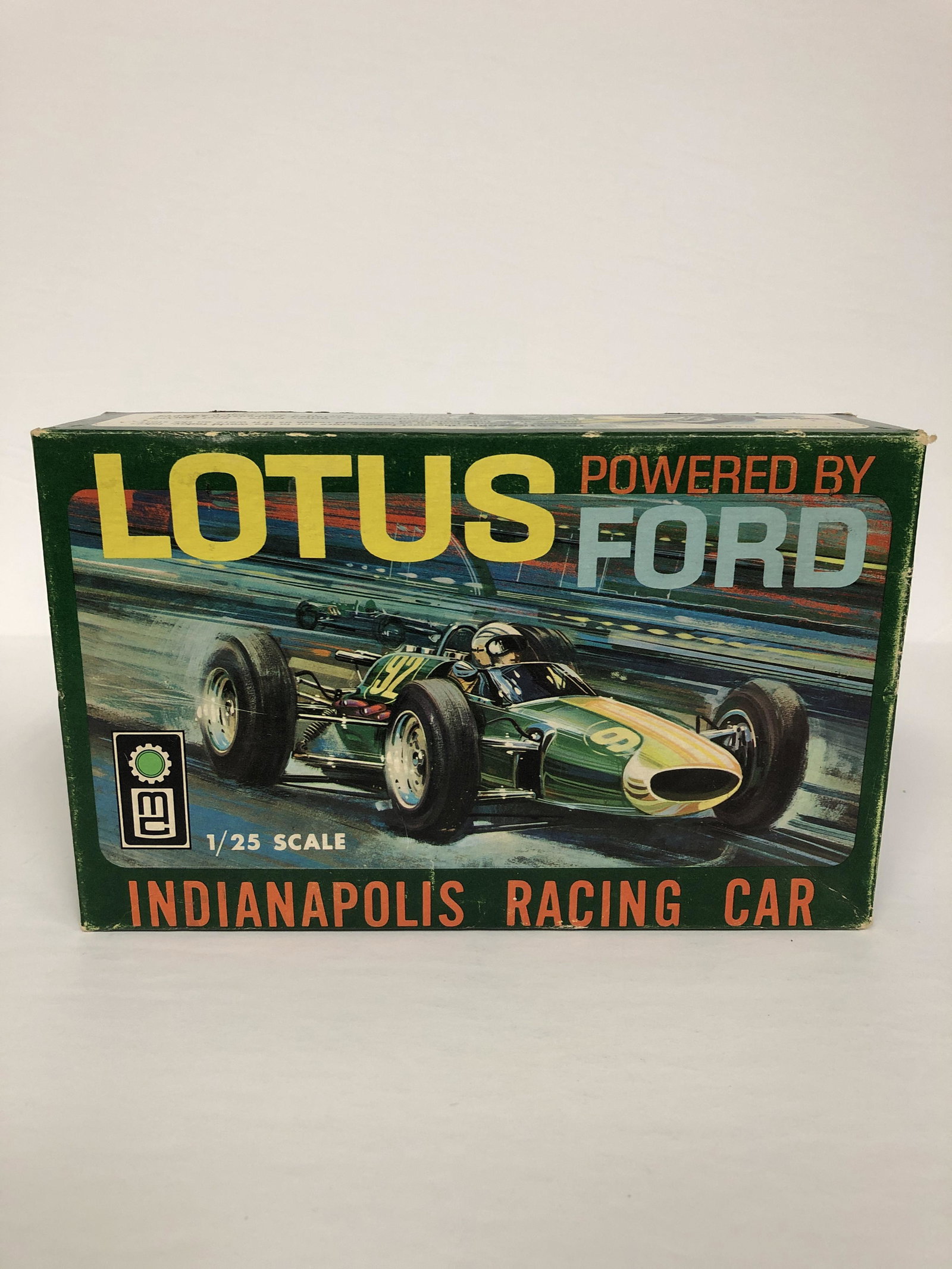 OLDER UNBUILT MODEL KIT INDY BRABHAM MATRA LOTUS FORD: OLDER UNBUILT MODEL KIT INDY BRABHAM MATRA LOTUS FORD