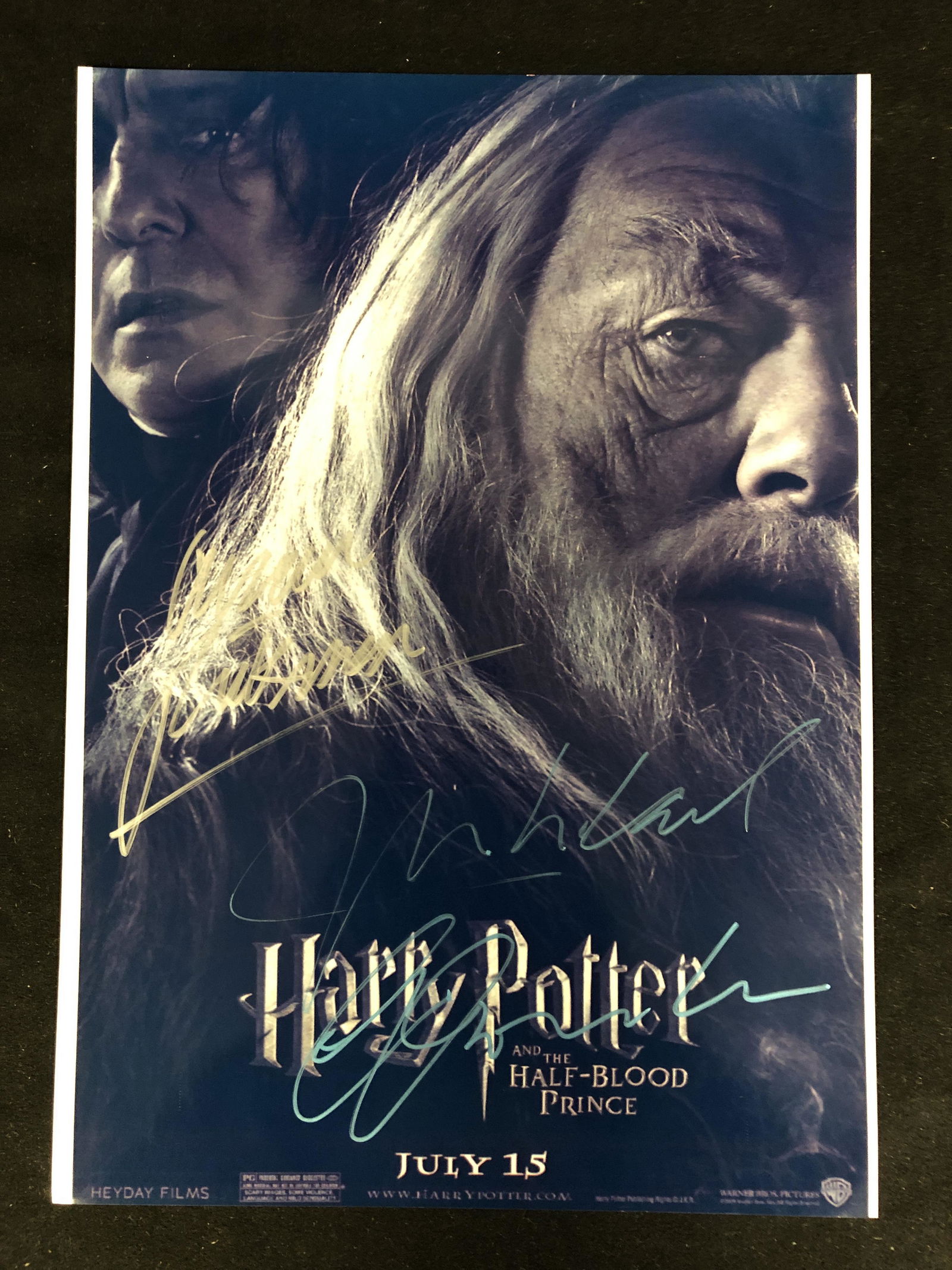 HARRY POTTER SIGNED 8X10 PHOTO (REAL AUTHENTIC COA) (1 of 3)